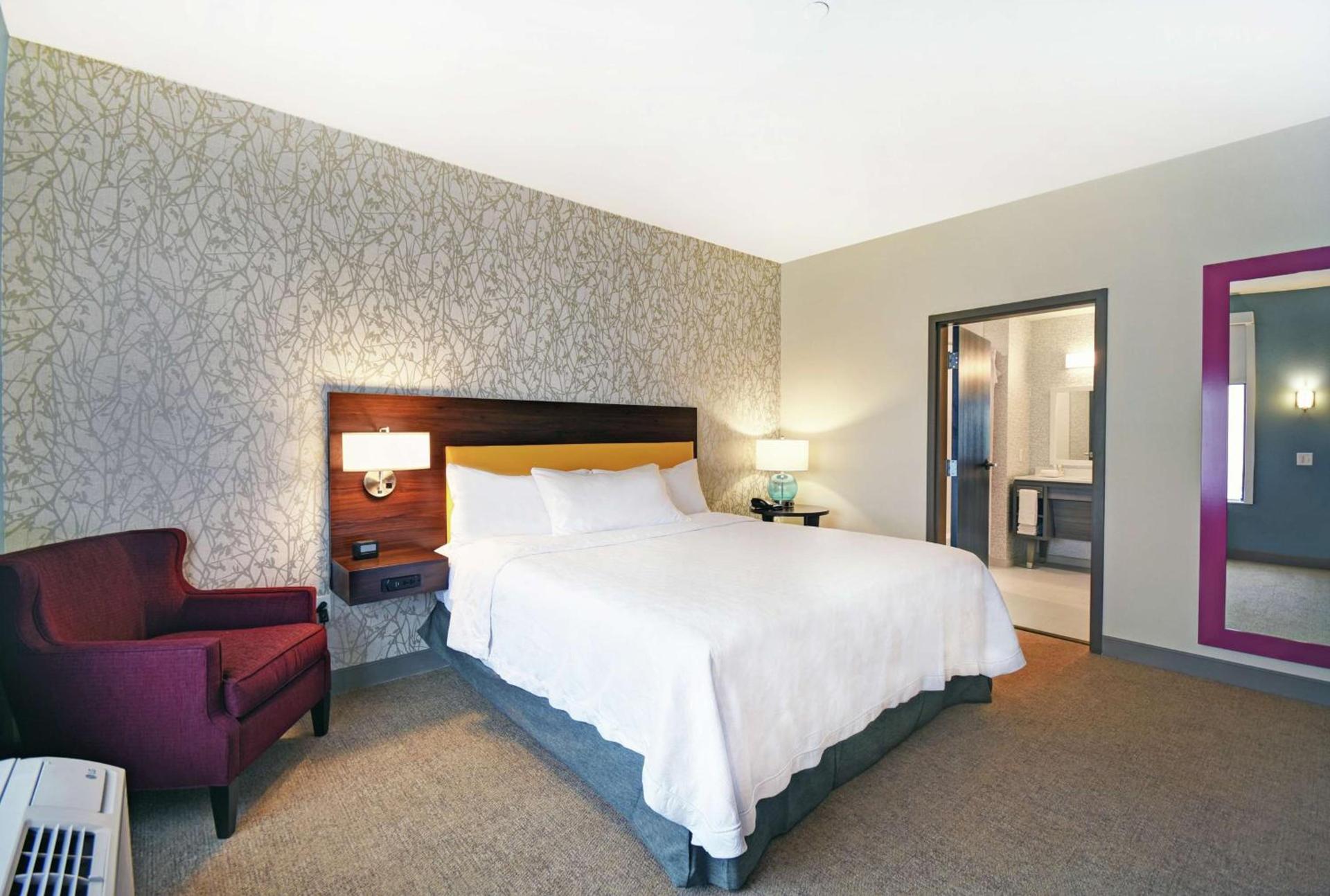 Home2 Suites By Hilton Beloit photo 14