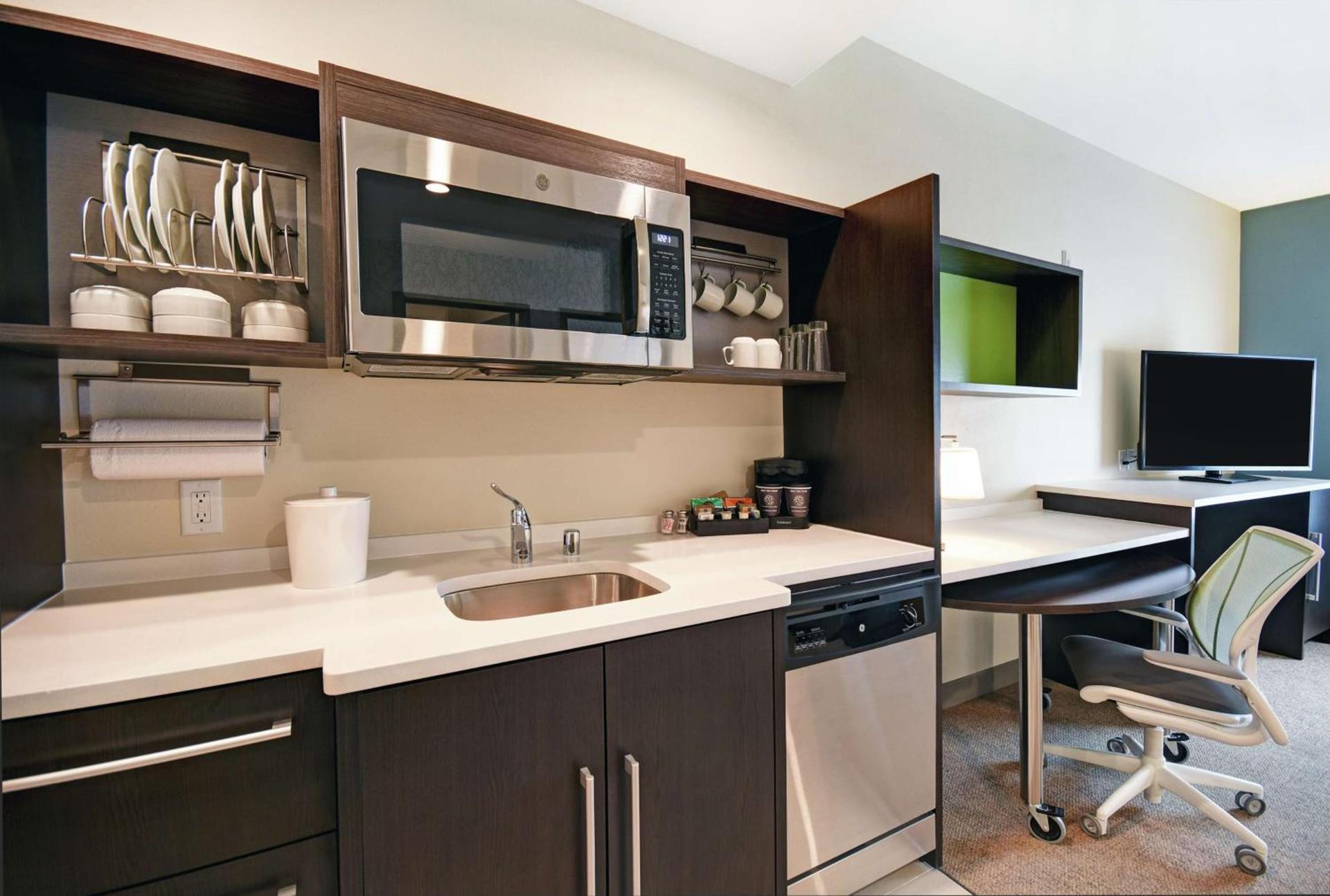 Home2 Suites By Hilton Beloit photo 19