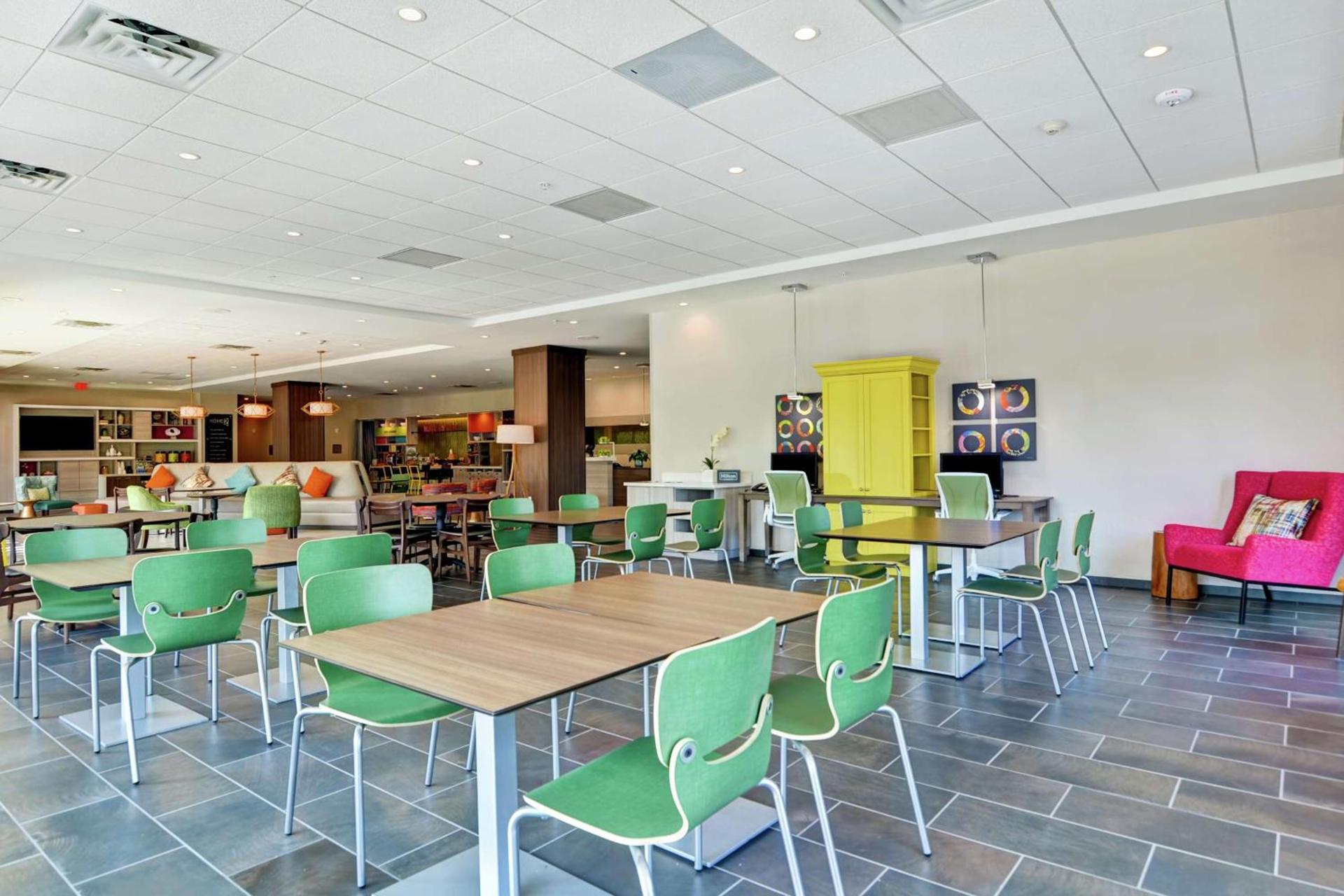 Home2 Suites Charleston West Ashley photo 29