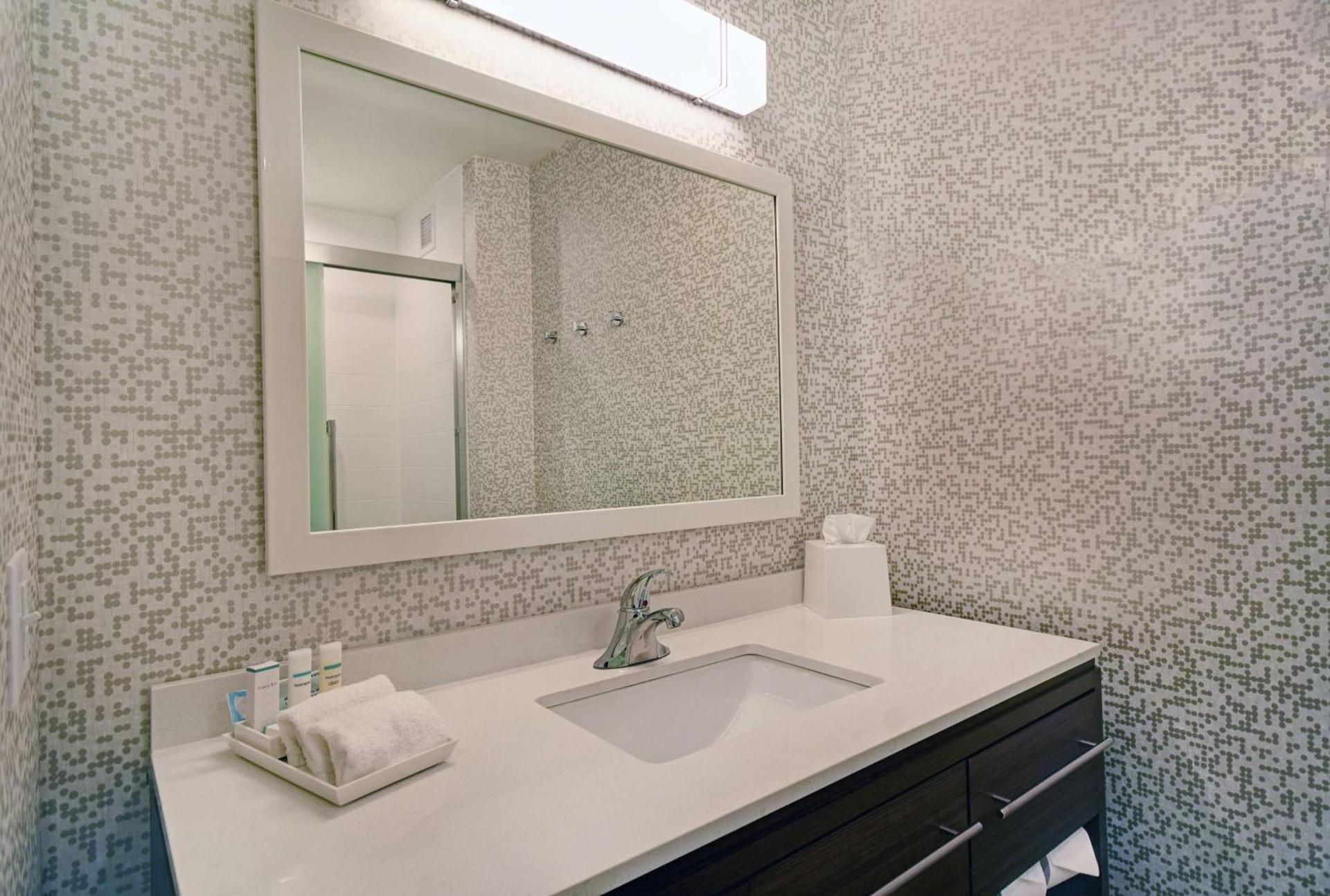Home2 Suites By Hilton Beloit photo 25