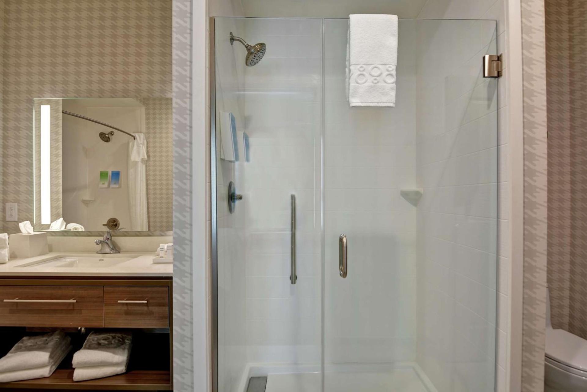 Home2 Suites Charleston West Ashley photo 18