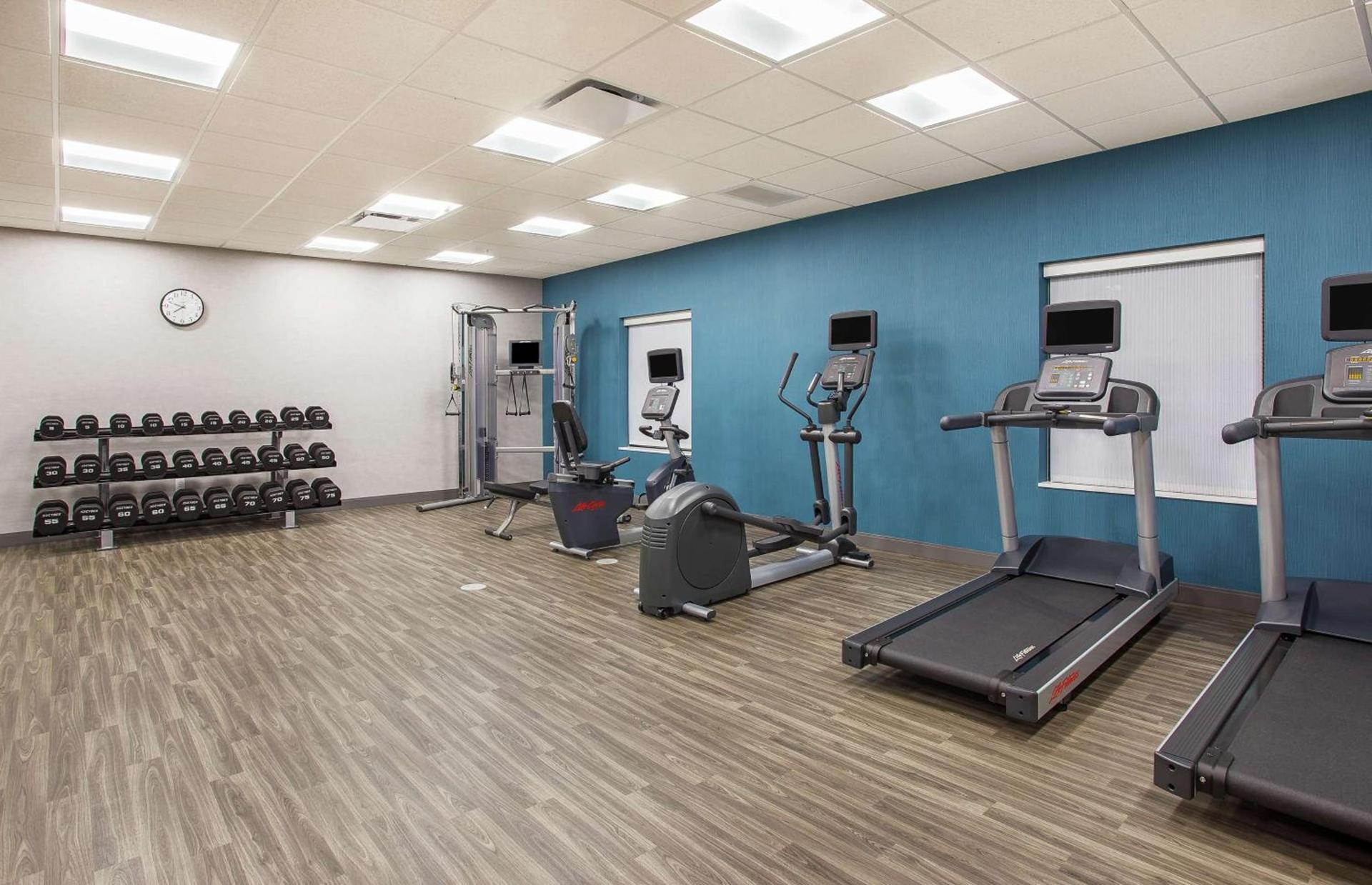 Hampton Inn Simpsonville photo 12