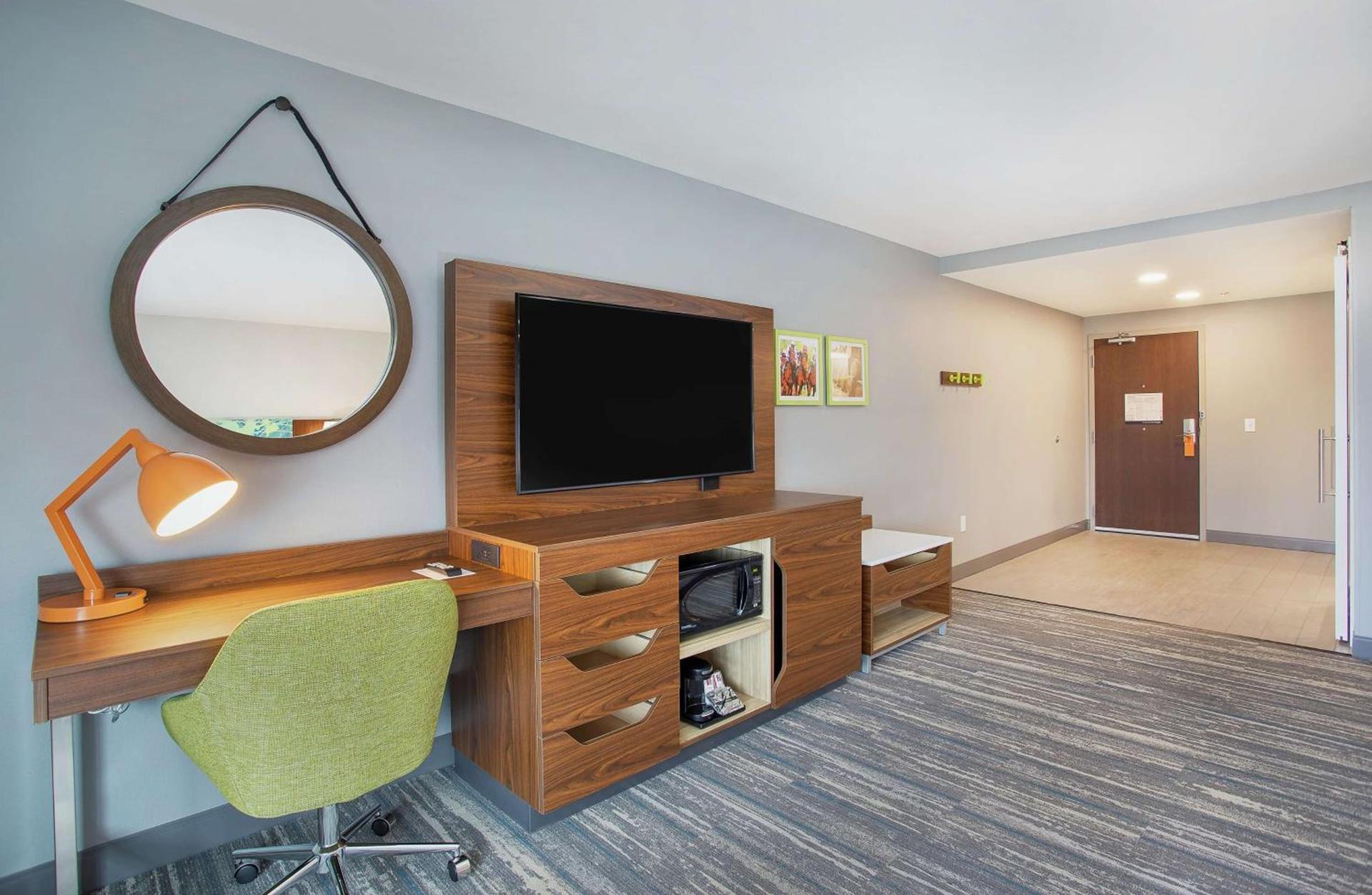 Hampton Inn Simpsonville photo 13