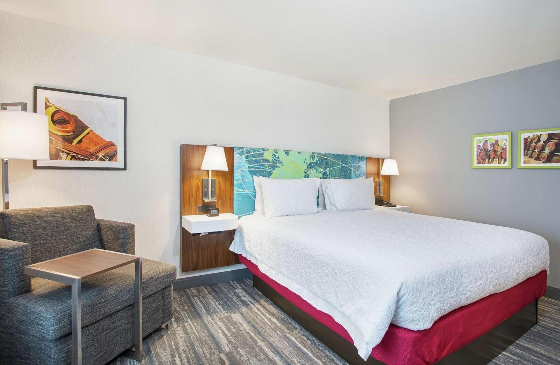 Hampton Inn Simpsonville photo 17