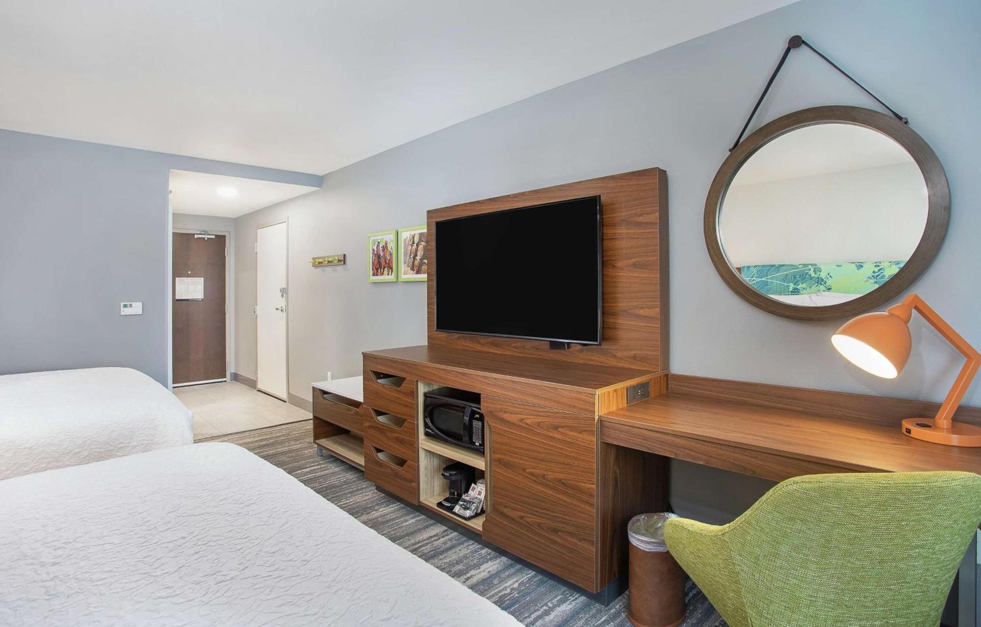 Hampton Inn Simpsonville photo 20