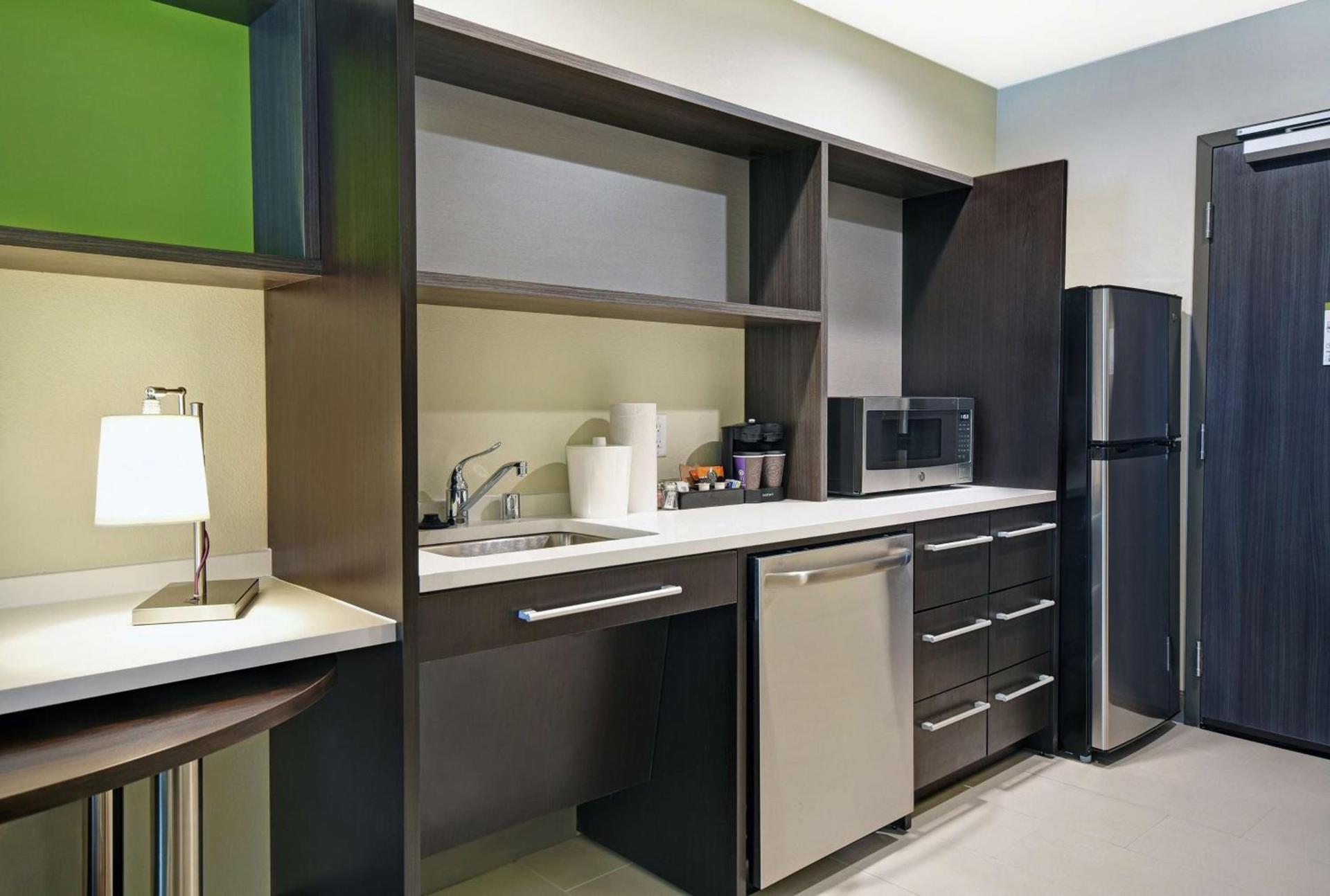 Home2 Suites By Hilton Beloit photo 42