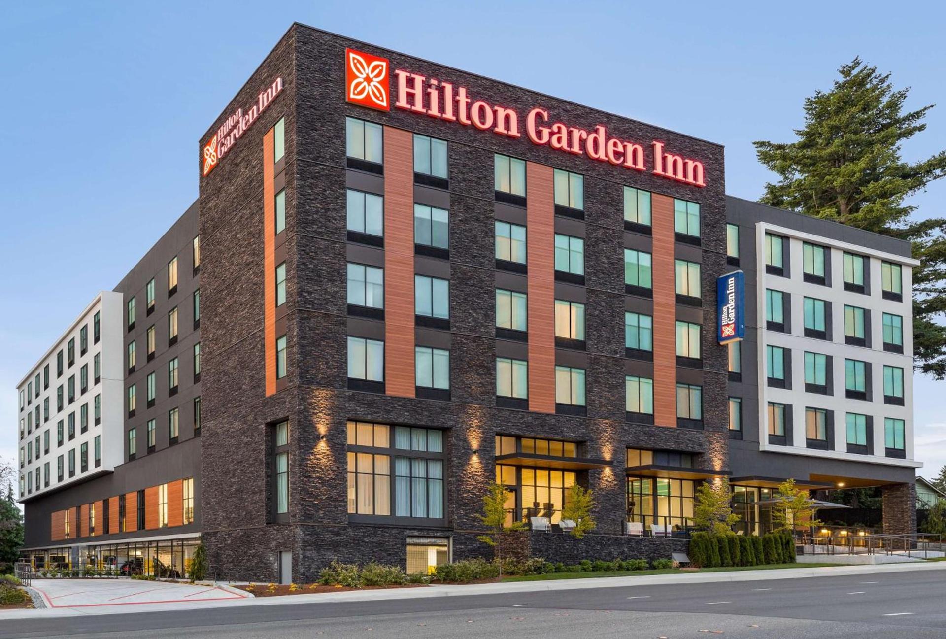 Hilton Garden Inn Seattle Airport photo 1