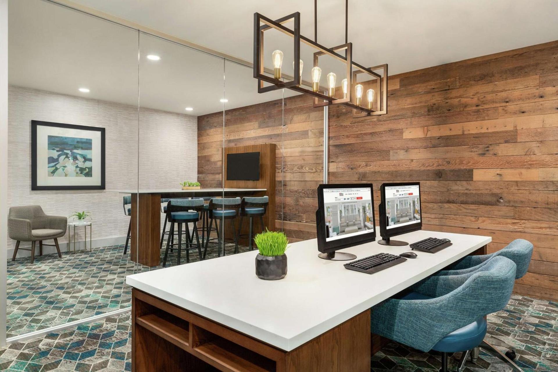 Hilton Garden Inn Seattle Airport photo 27
