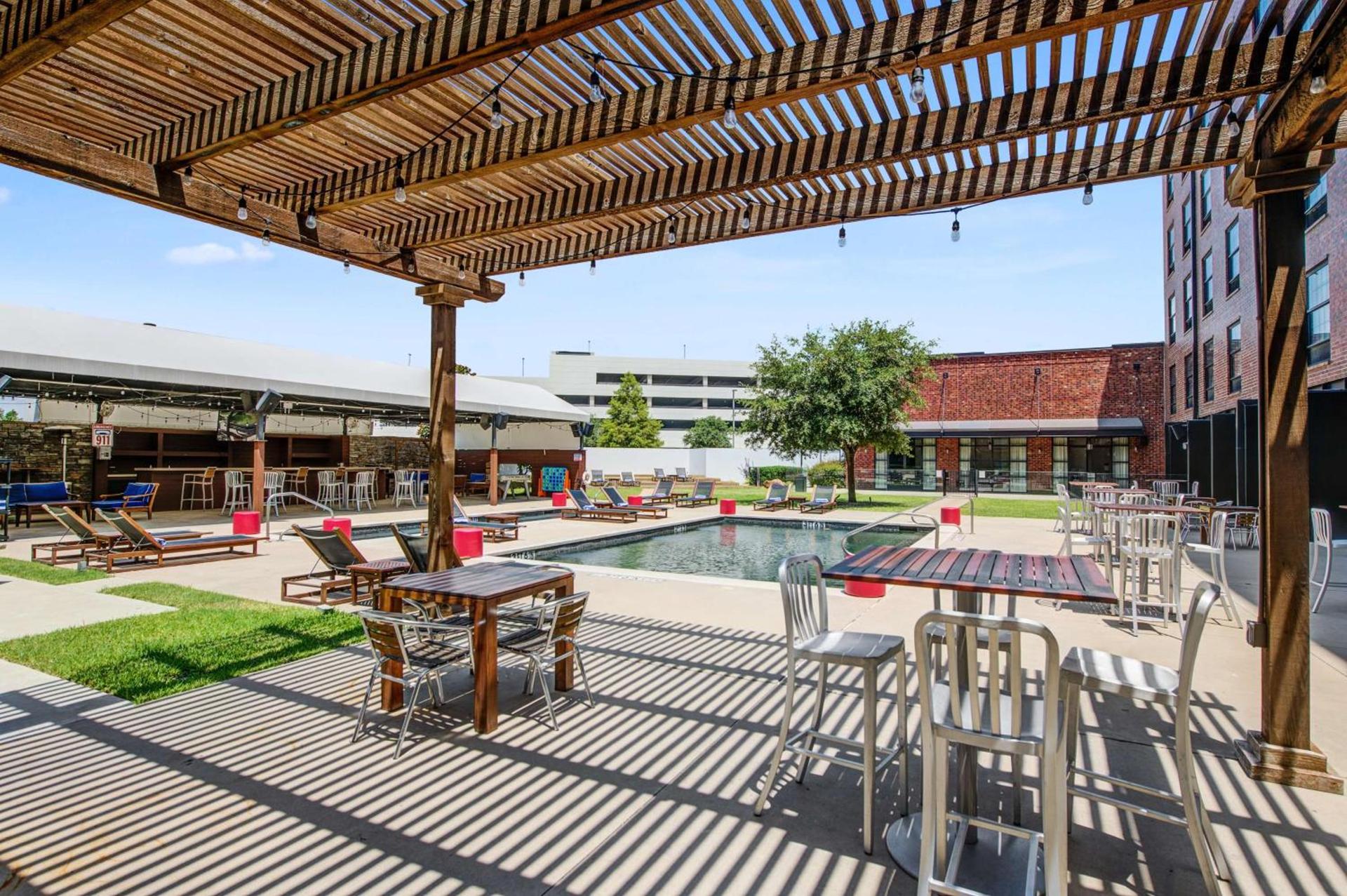 NYLO Las Colinas Hotel, Tapestry Collection by Hilton photo 3
