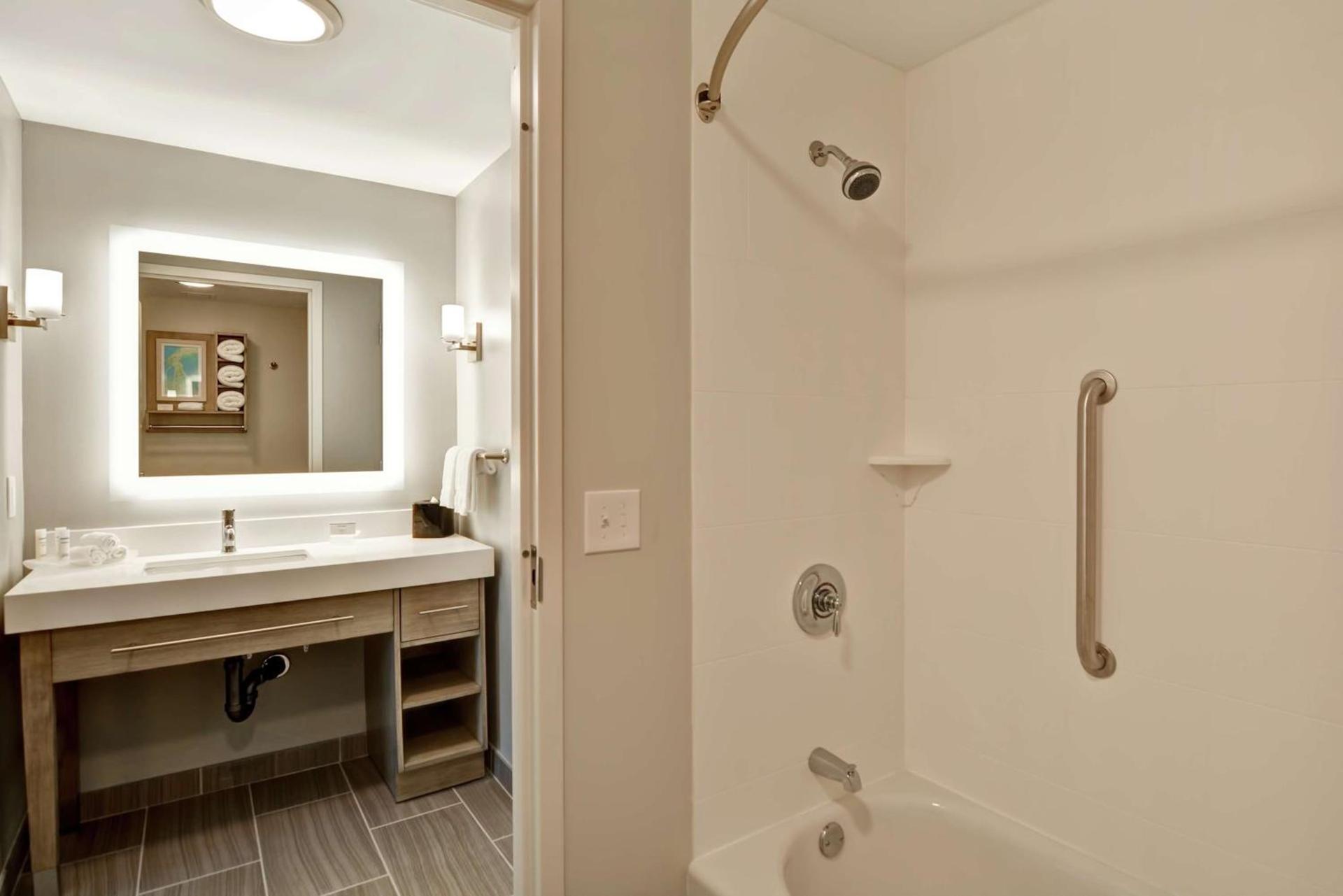 Homewood Suites By Hilton Hadley Amherst photo 35