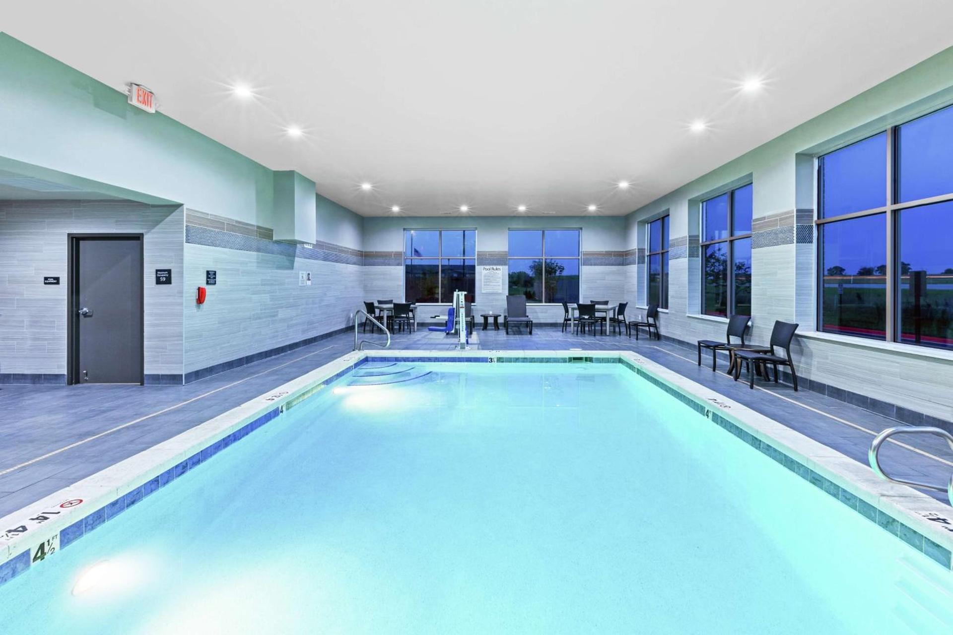 Hampton Inn Gardner photo 4