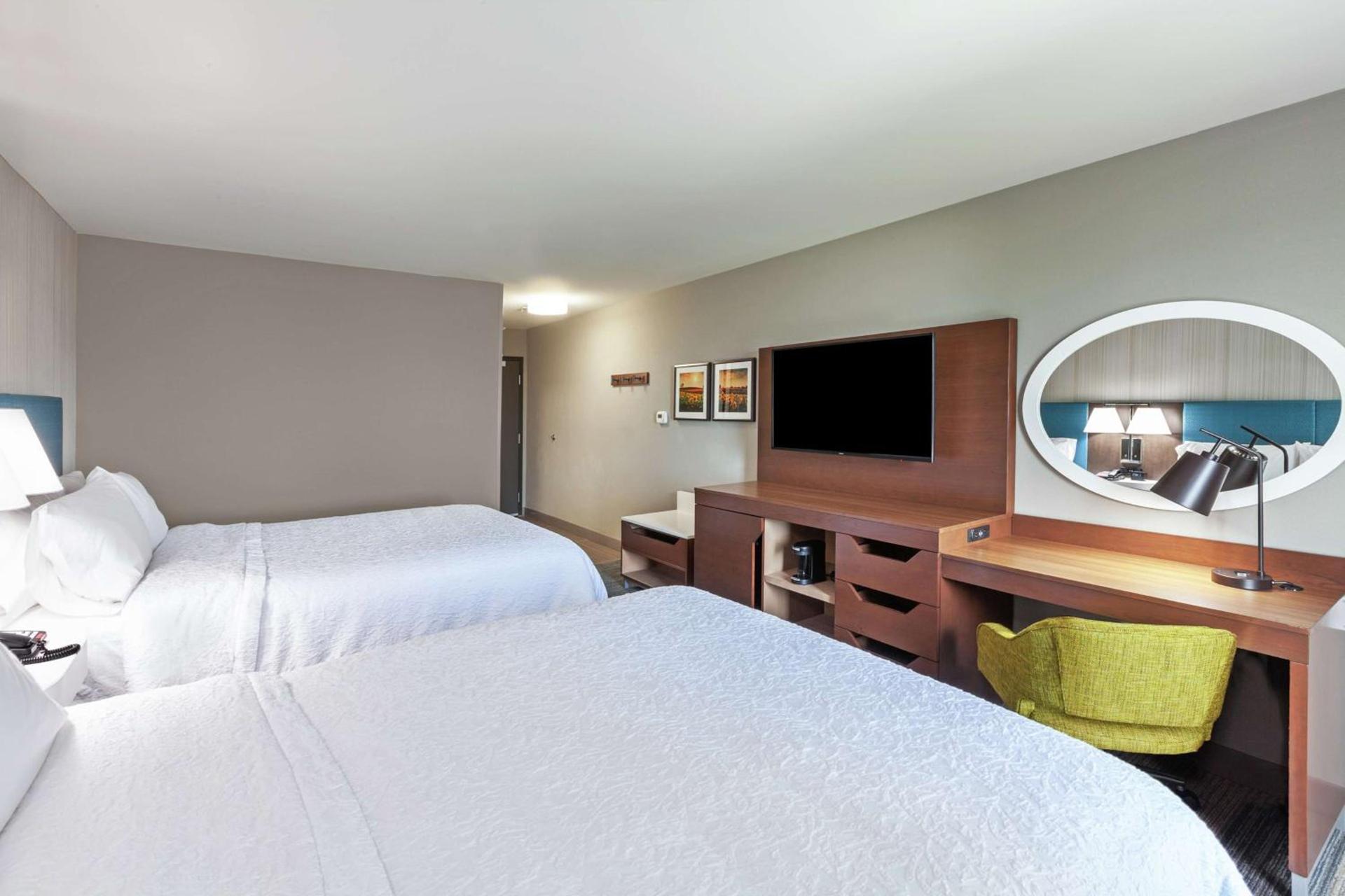 Hampton Inn Gardner photo 17