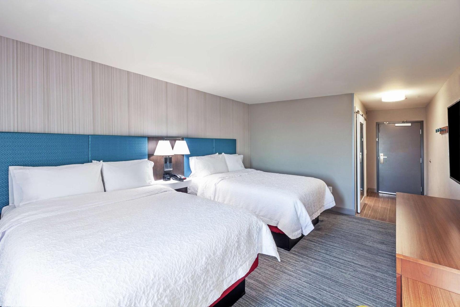 Hampton Inn Gardner photo 25