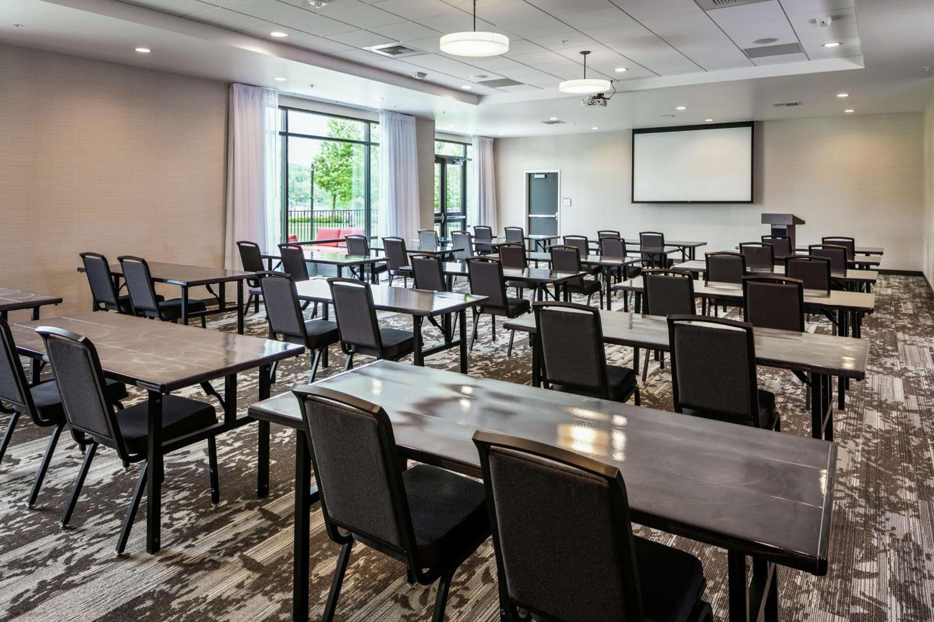 Hilton Garden Inn Wenatchee, Wa photo 2