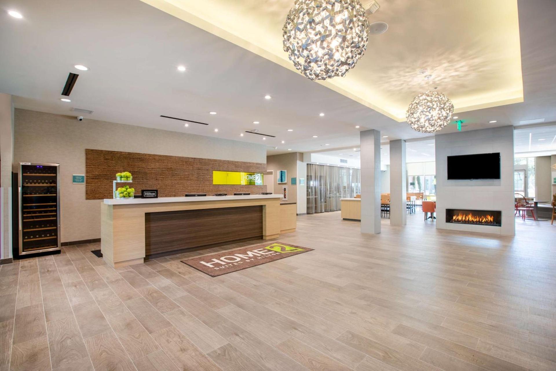 Home2 Suites By Hilton Carlsbad, Ca photo 3