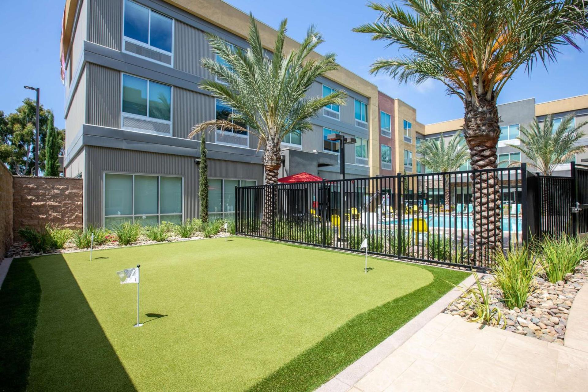 Home2 Suites By Hilton Carlsbad, Ca photo 19