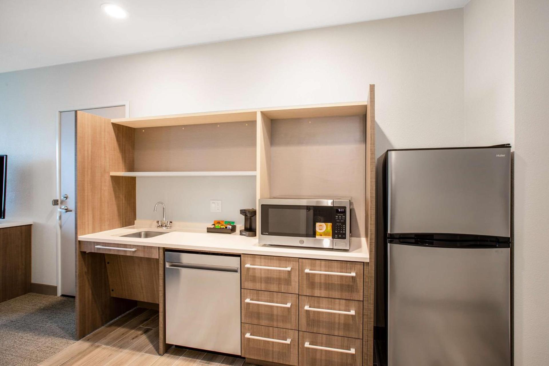 Home2 Suites By Hilton Carlsbad, Ca photo 22