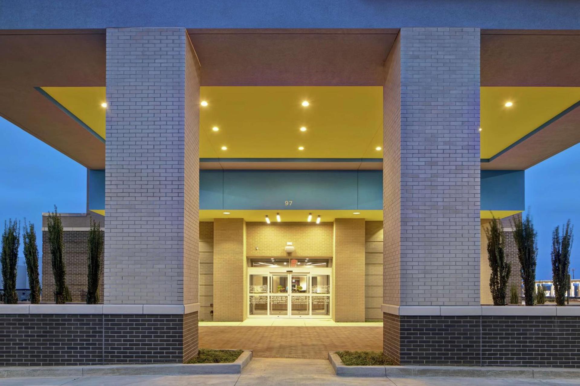 Tru By Hilton Oxford photo 3