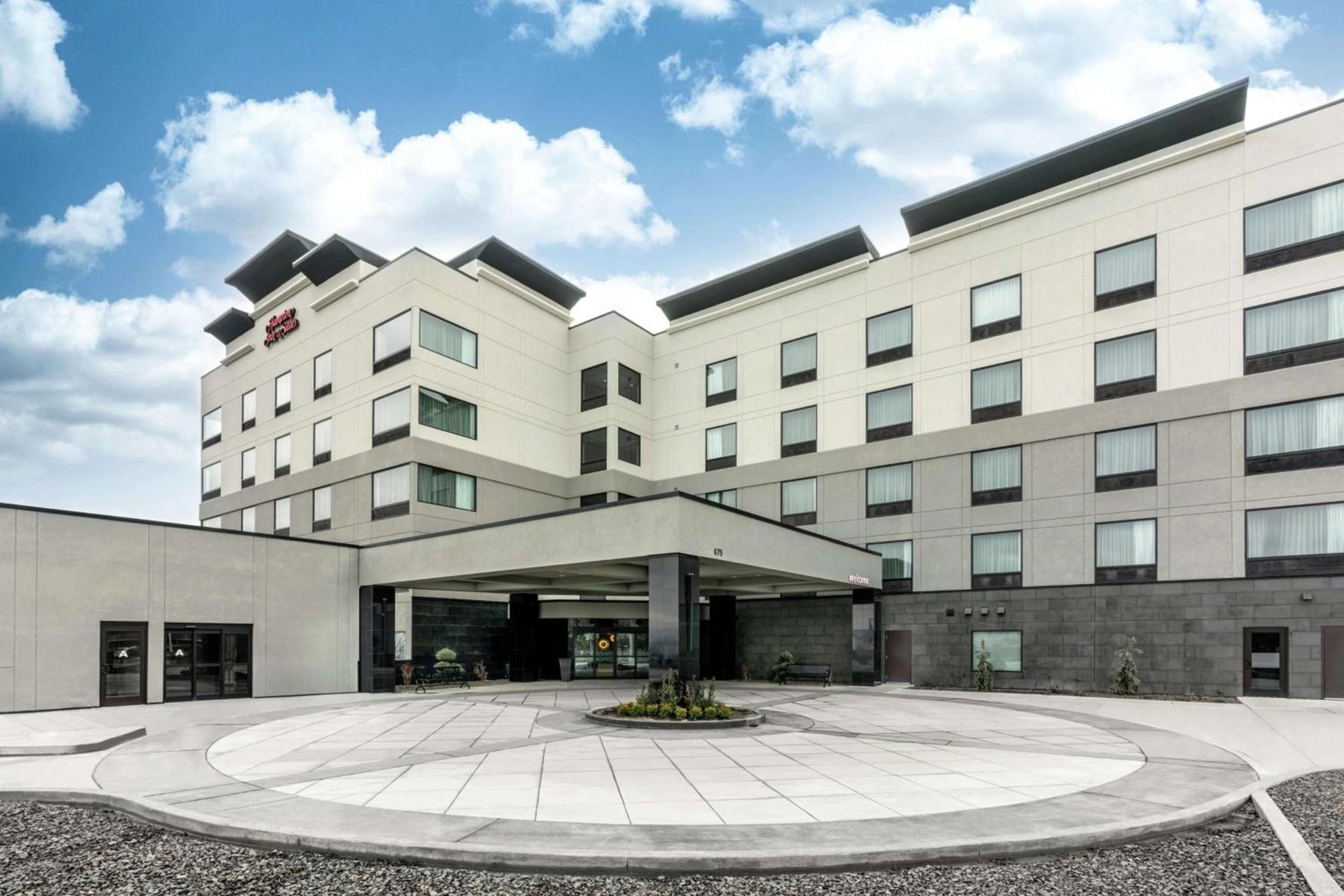 Hampton Inn & Suites Spokane Downtown-South photo 1