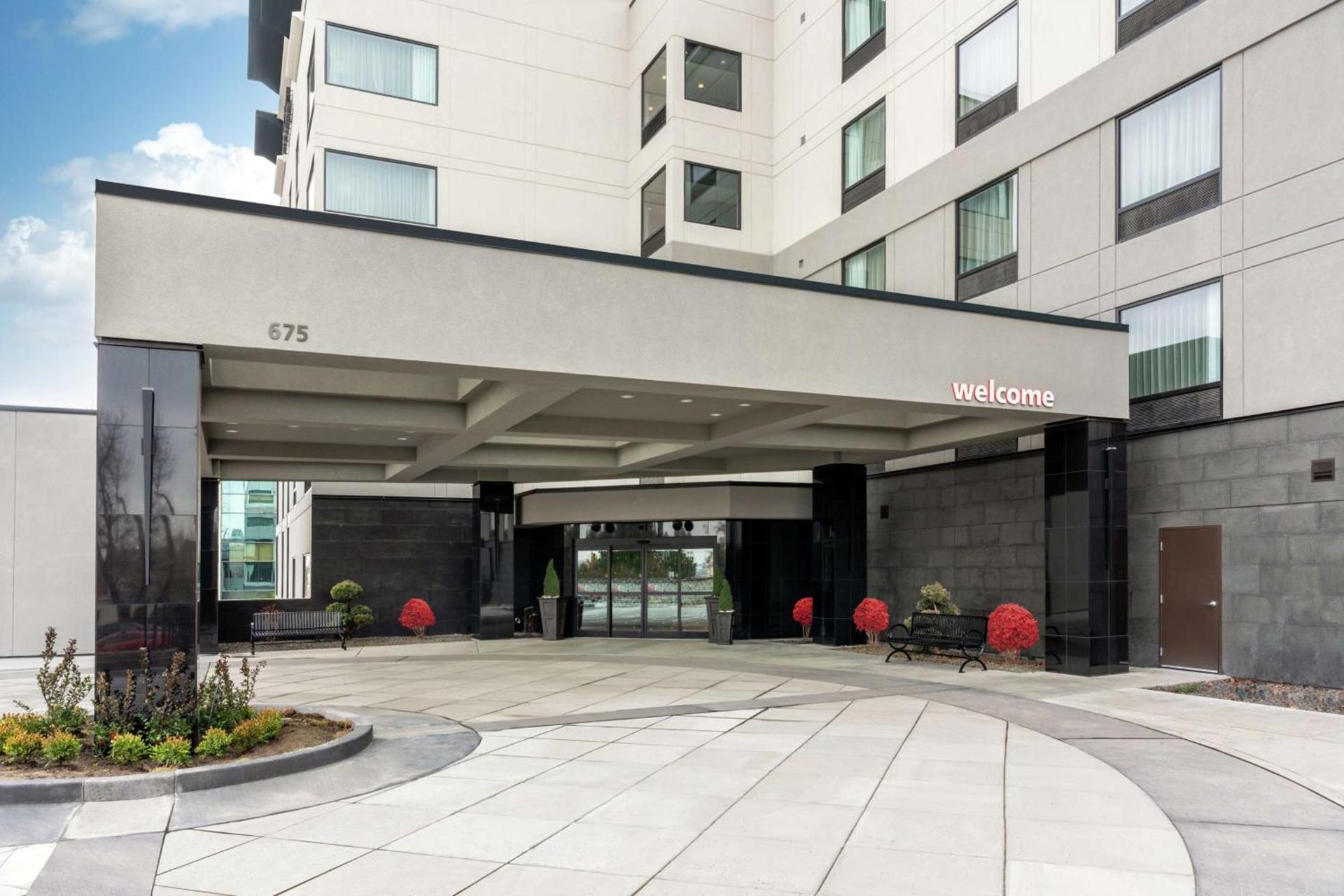 Hampton Inn & Suites Spokane Downtown-South photo 14