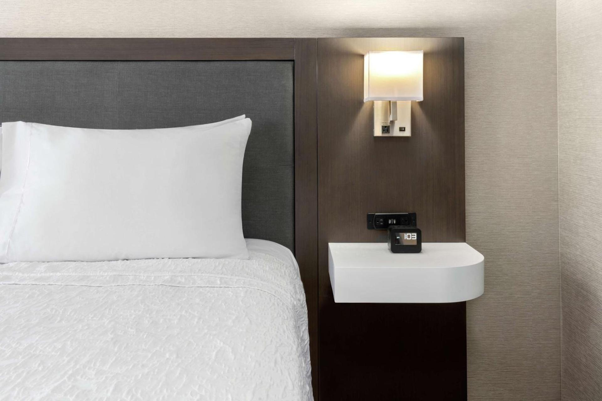 Hampton Inn & Suites Spokane Downtown-South photo 50