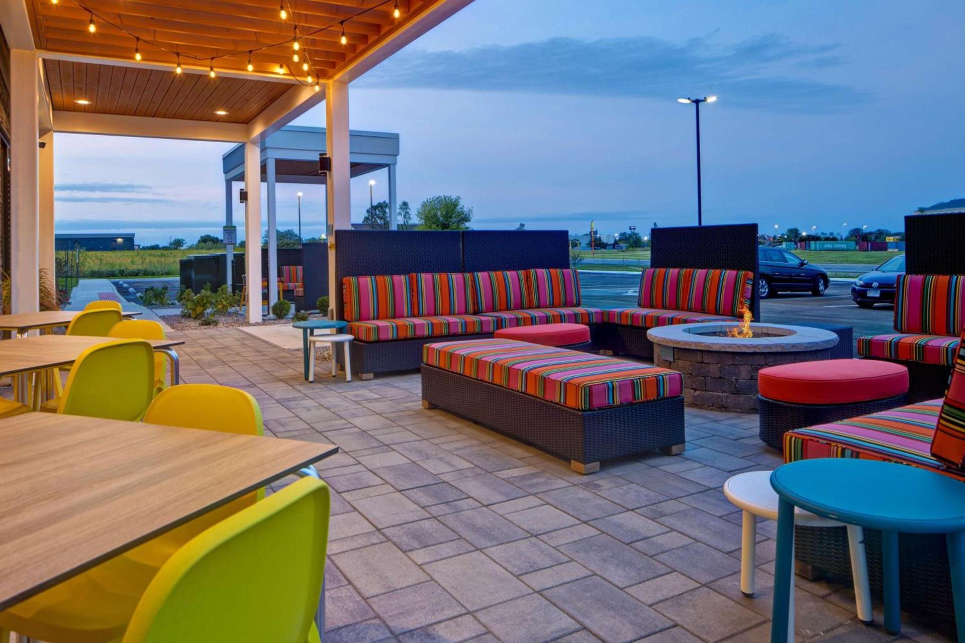 Home2 Suites By Hilton Loves Park Rockford photo 7