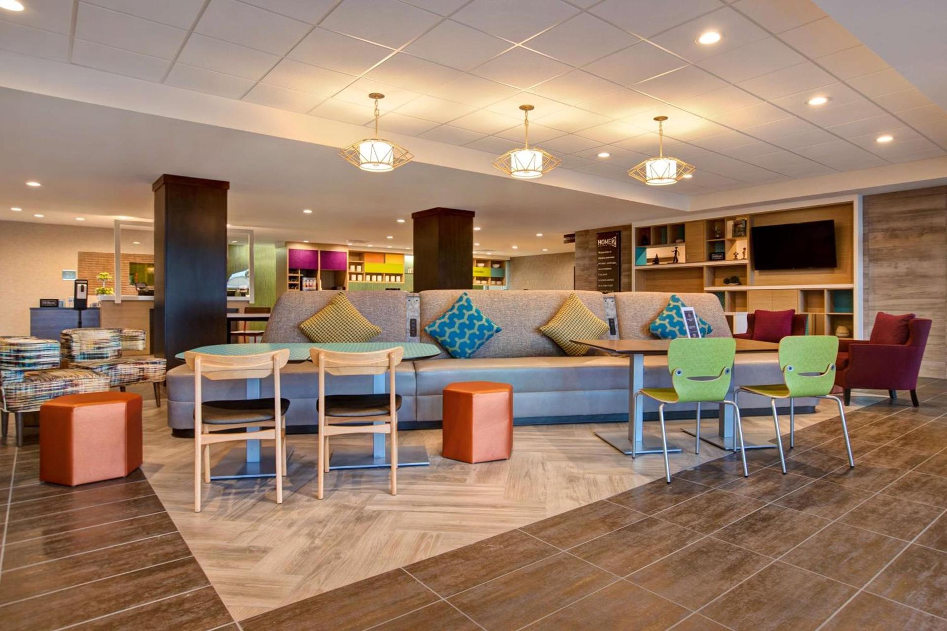 Home2 Suites By Hilton Loves Park Rockford photo 13