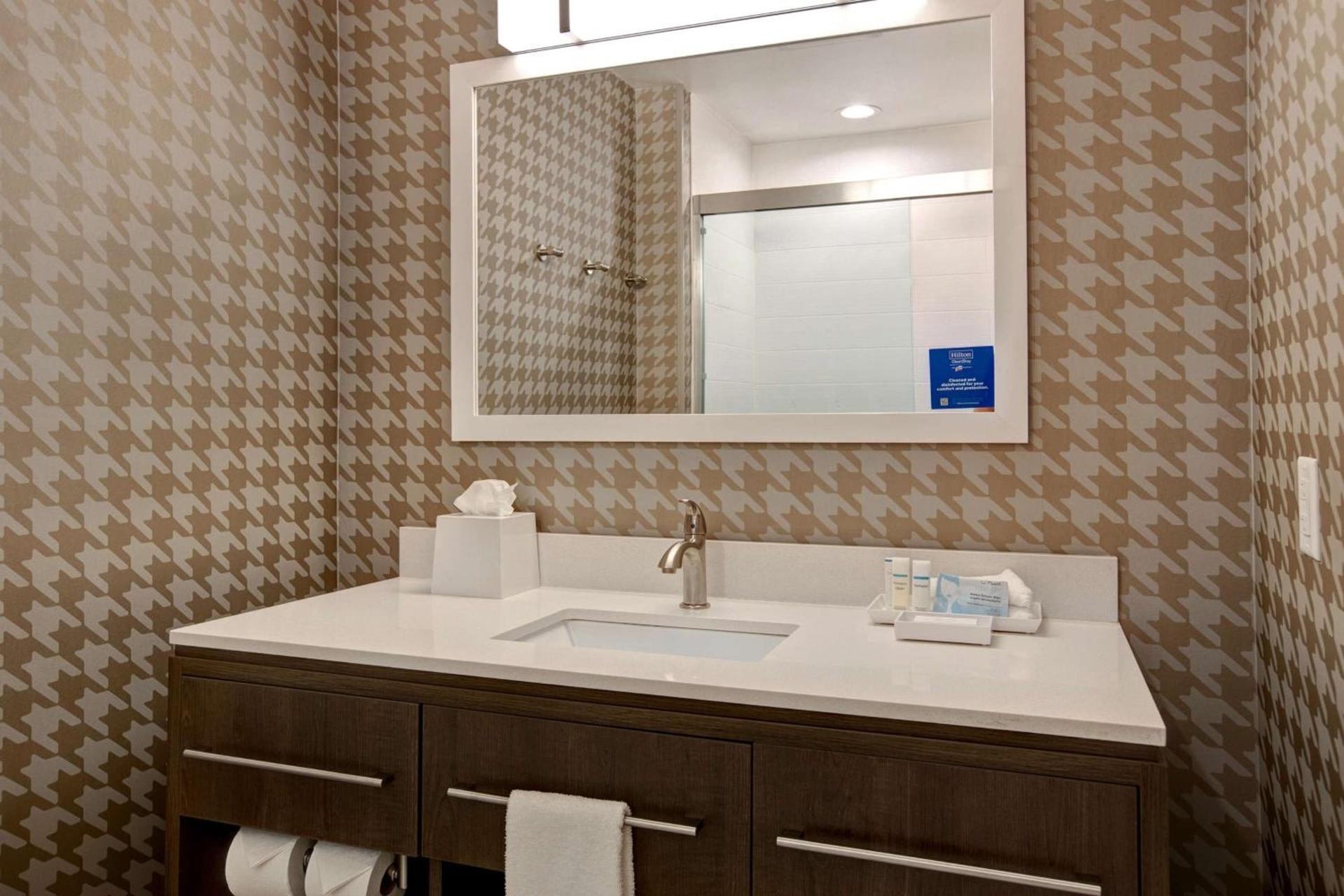 Home2 Suites By Hilton Loves Park Rockford photo 26