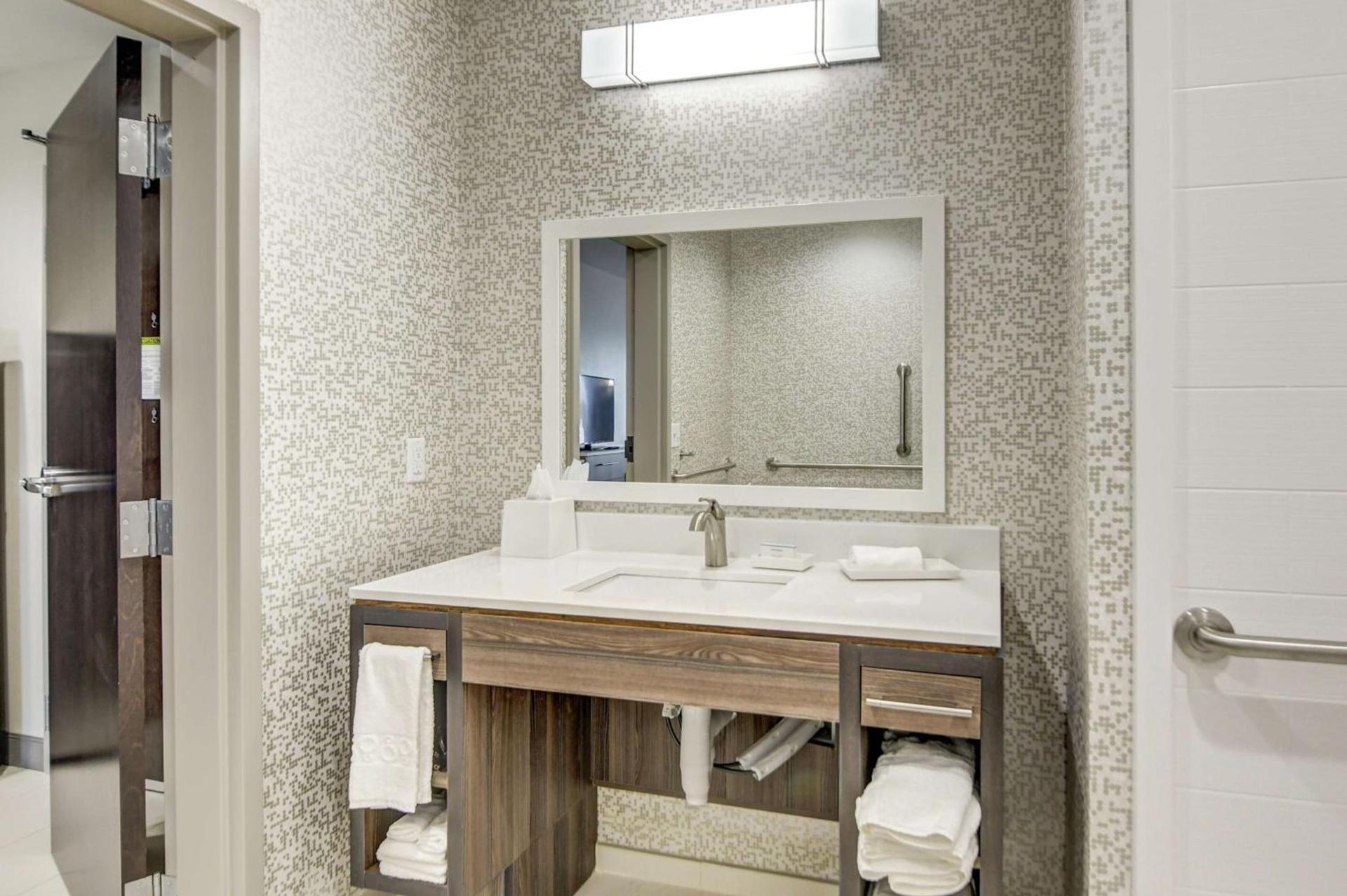 Home2 Suites By Hilton Foley photo 39