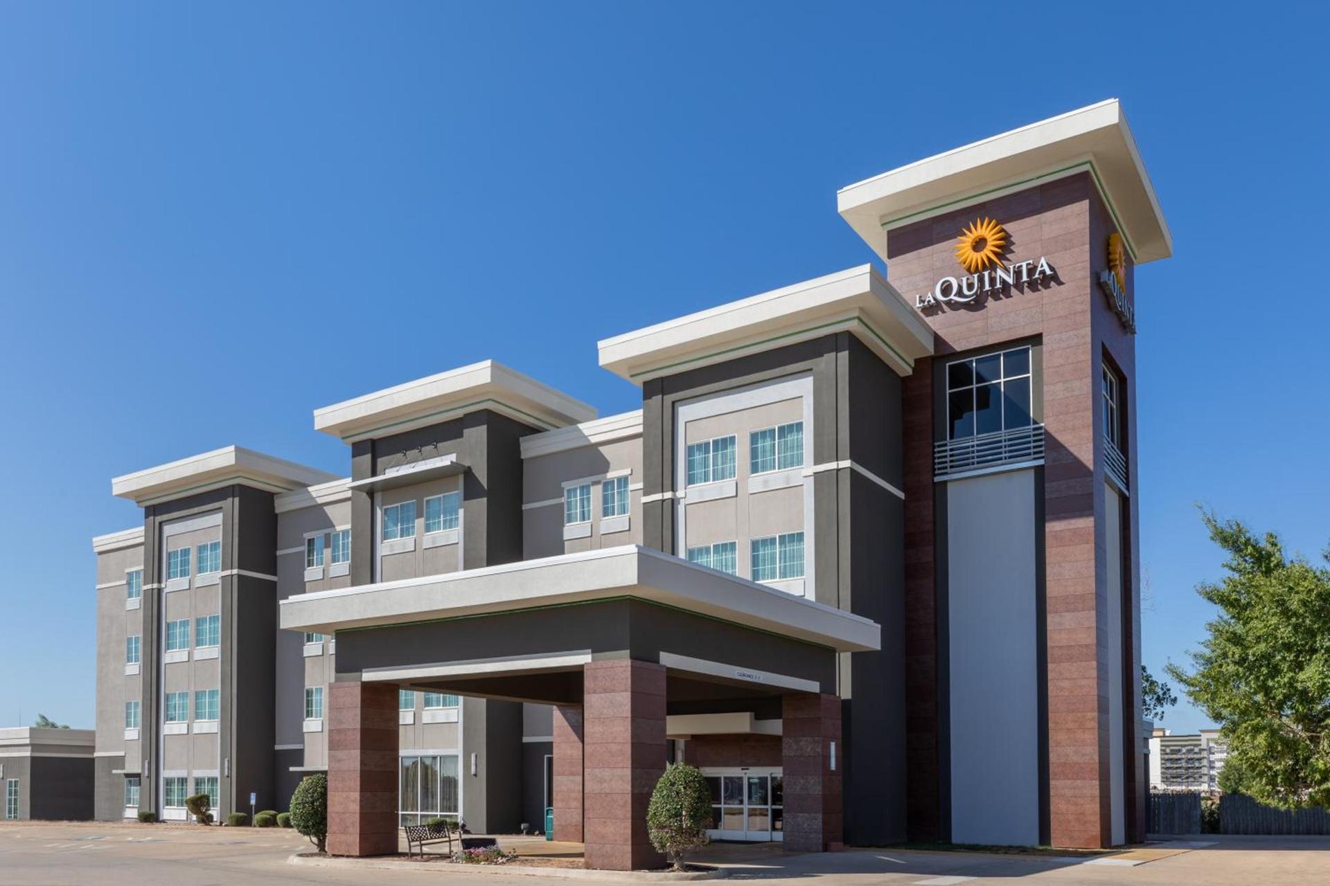 La Quinta Inn & Suites by Wyndham Durant photo 56