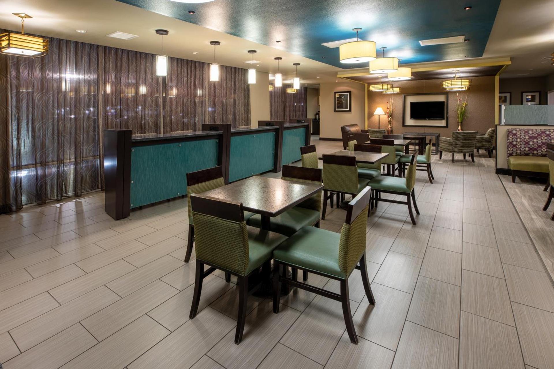La Quinta Inn & Suites by Wyndham Durant photo 27