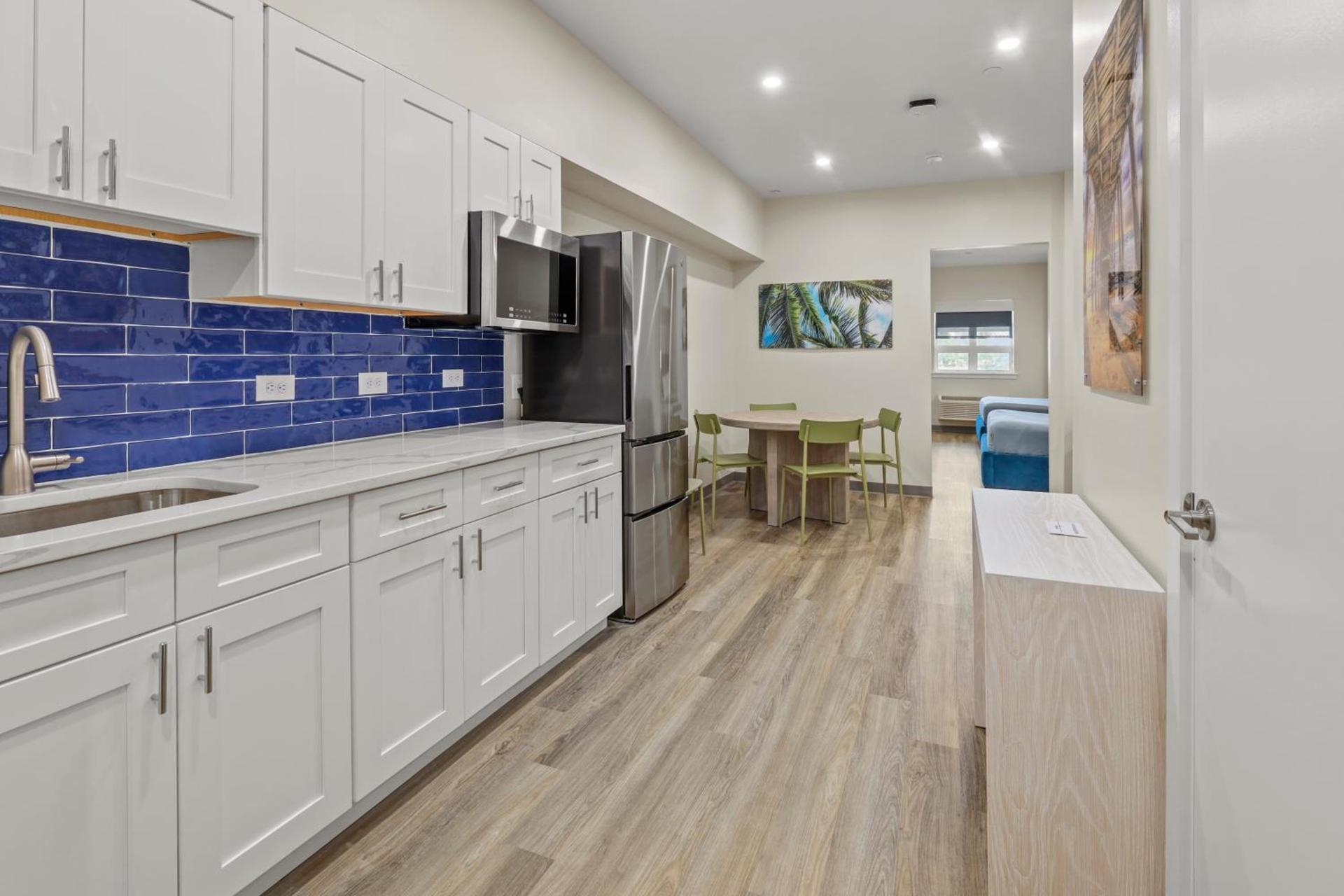 Seaport Suites photo 33