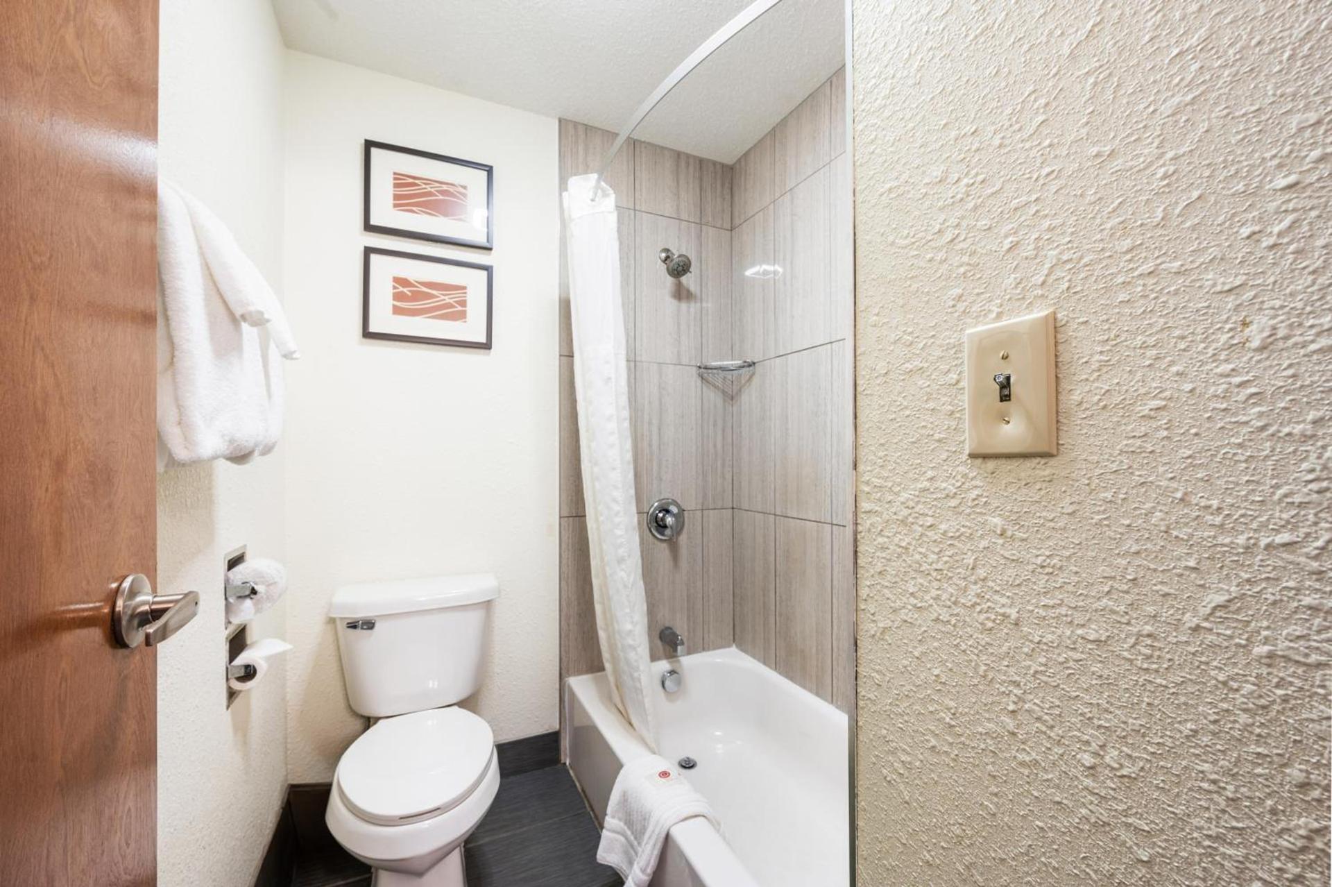 Comfort Inn Mayfield Heights Cleveland East photo 88