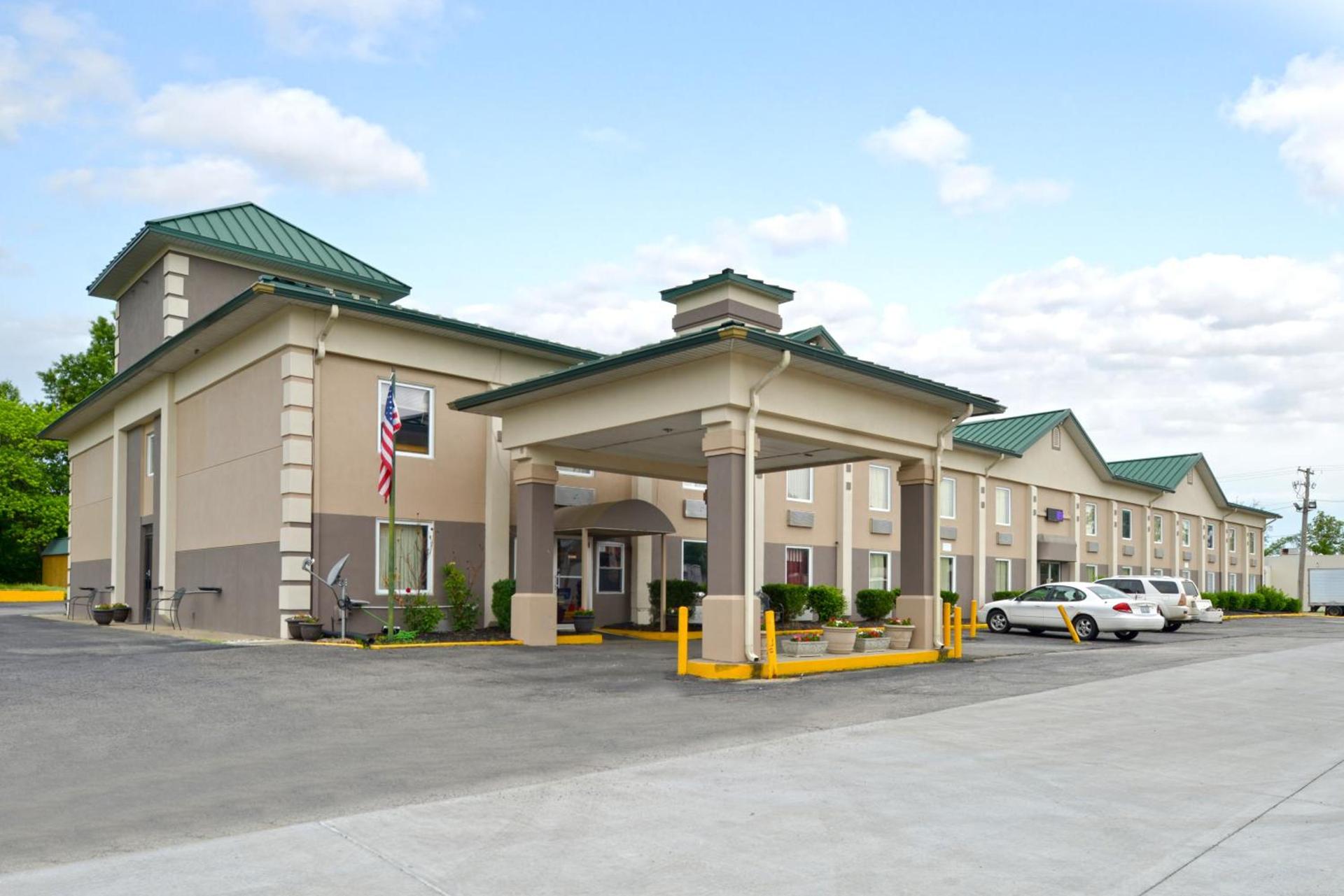 Country Garden & Suites photo 1