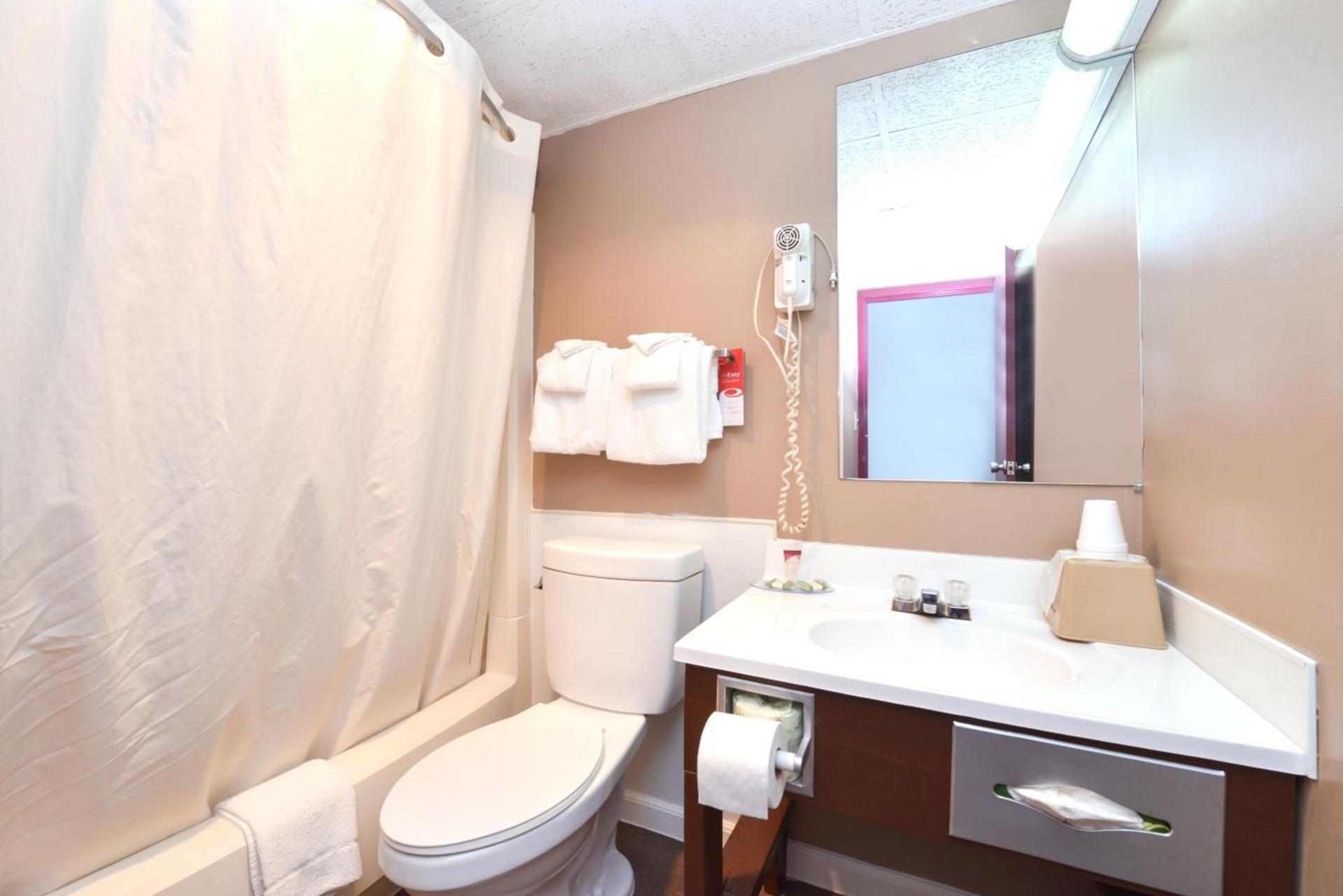 Country Garden & Suites photo 25