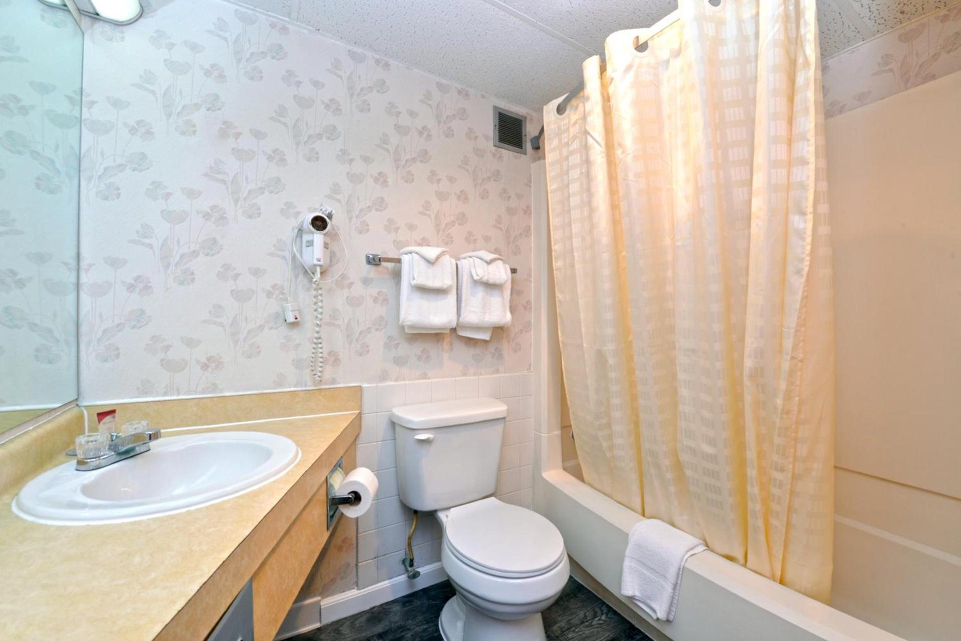 Country Garden & Suites photo 18