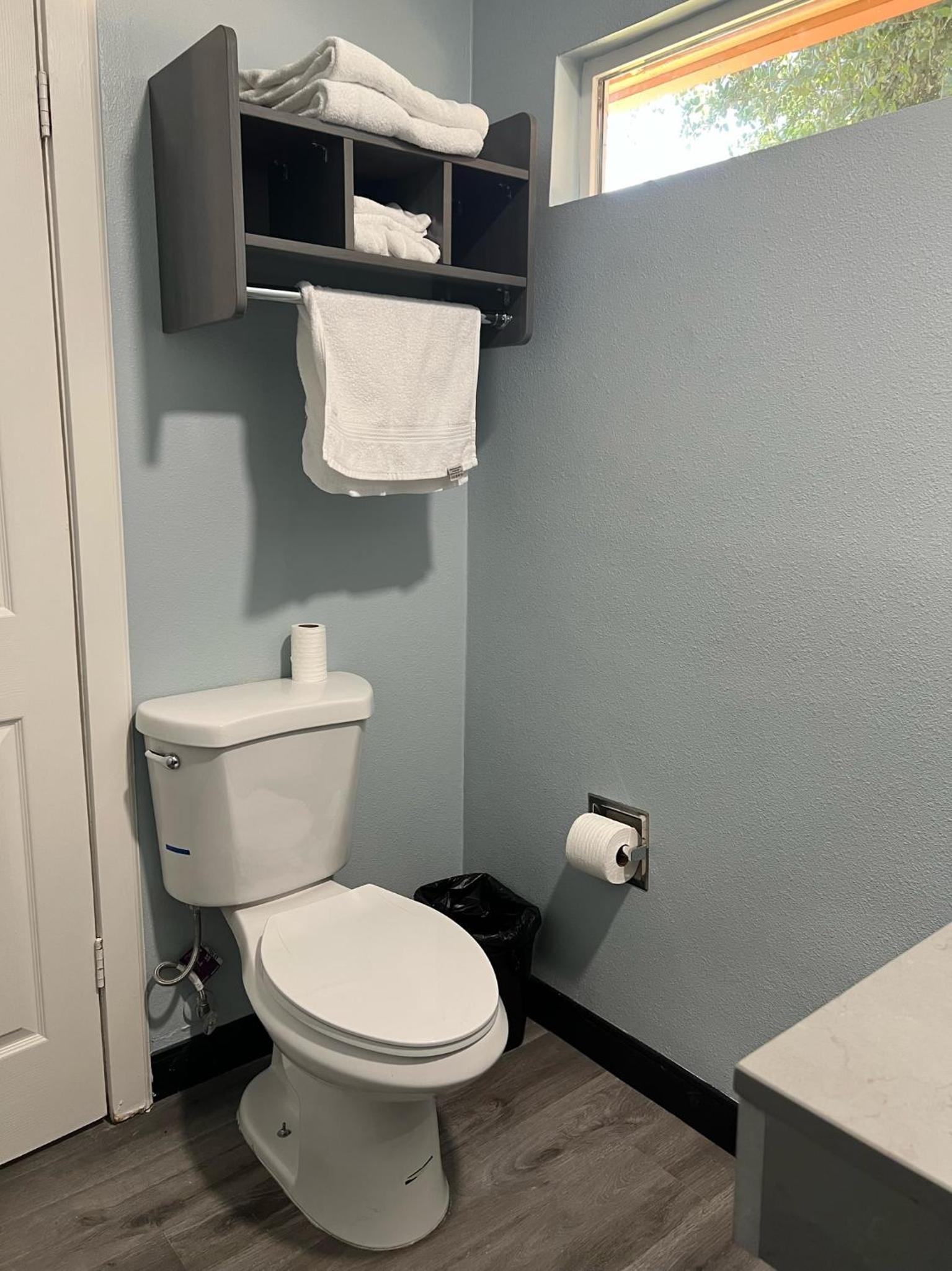 Travel Inn Gilroy photo 12