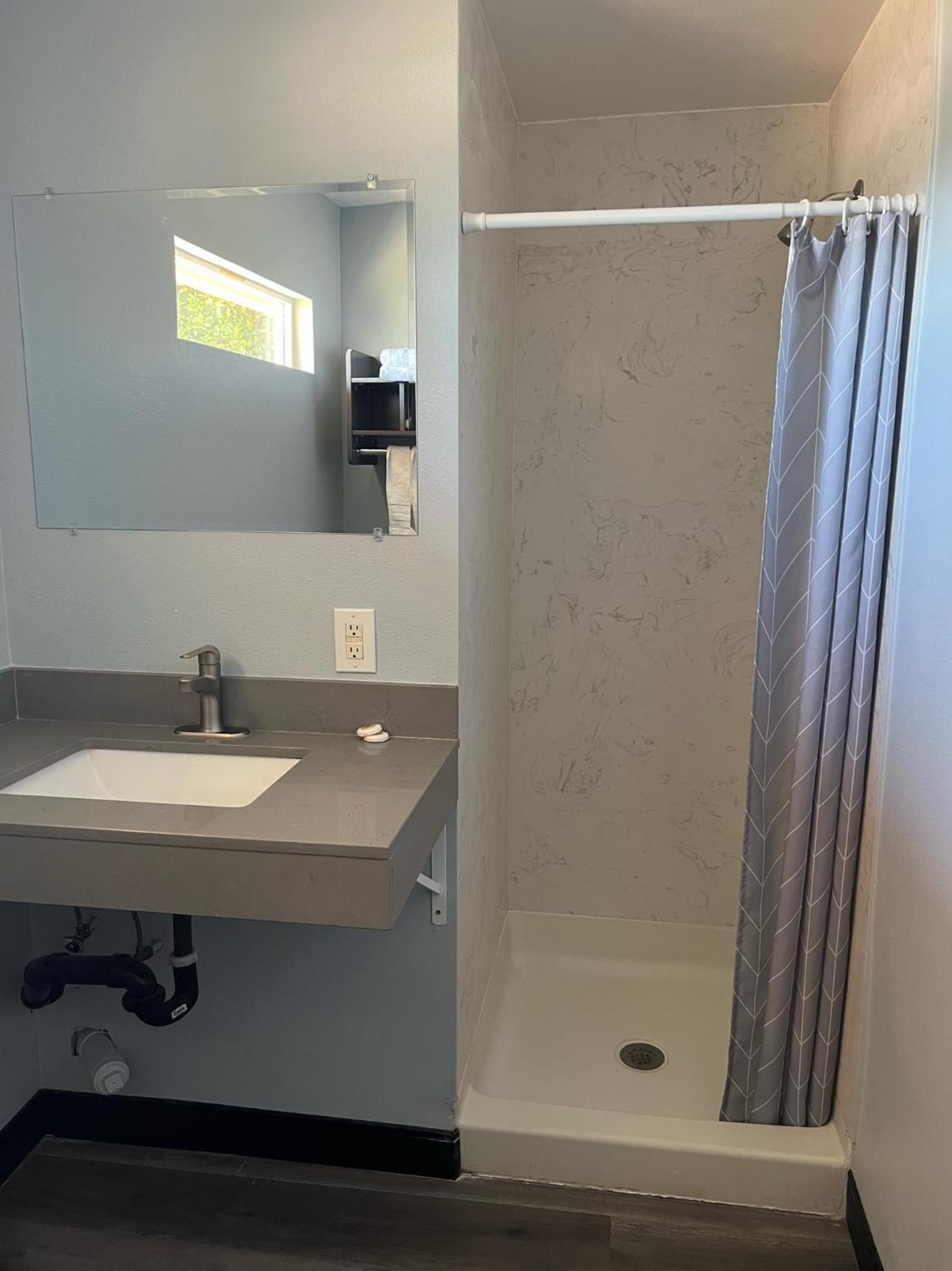 Travel Inn Gilroy photo 13