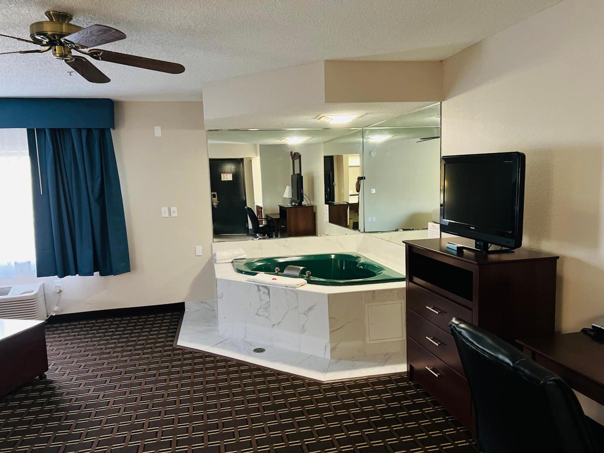 Baymont by Wyndham La Crosse/Onalaska photo 33