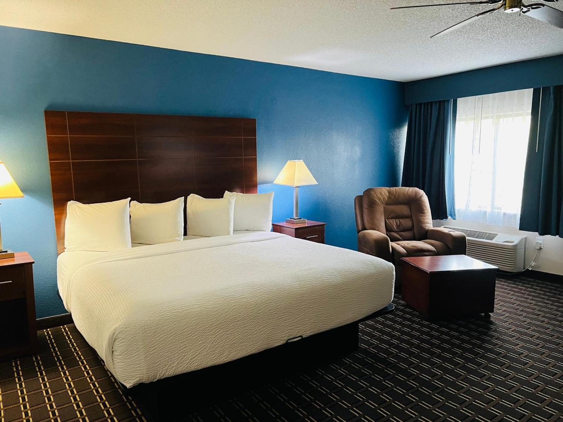 Baymont by Wyndham La Crosse/Onalaska photo 29