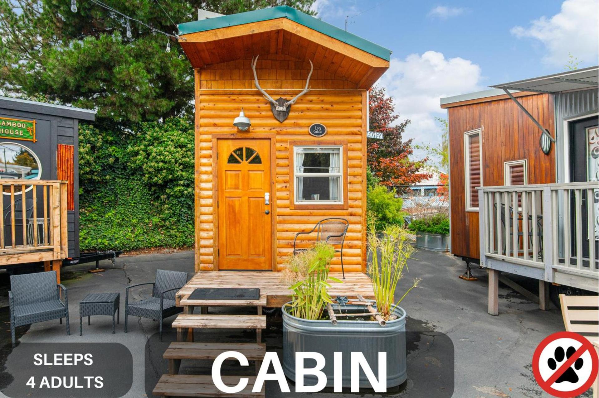 Tiny Digs - Hotel of Tiny Houses photo 32