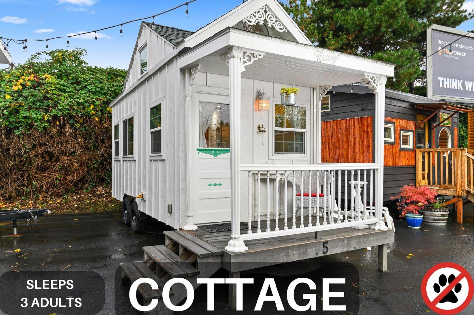 Tiny Digs - Hotel of Tiny Houses photo 26