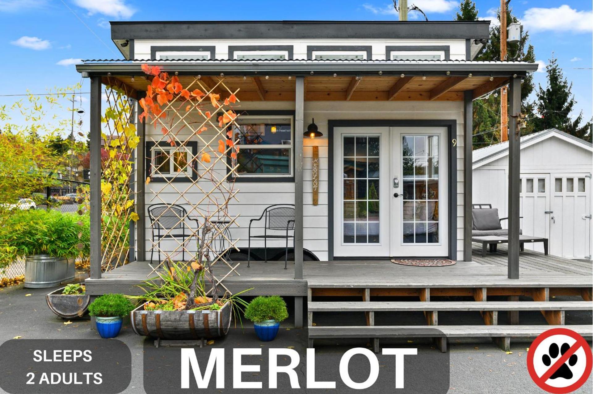 Tiny Digs - Hotel of Tiny Houses photo 33