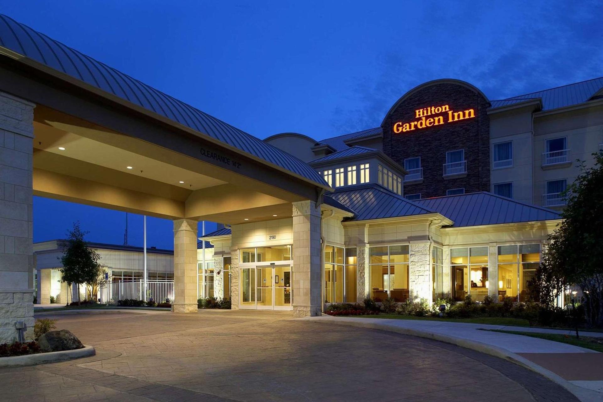 Hilton Garden Inn Dallas Arlington photo 85