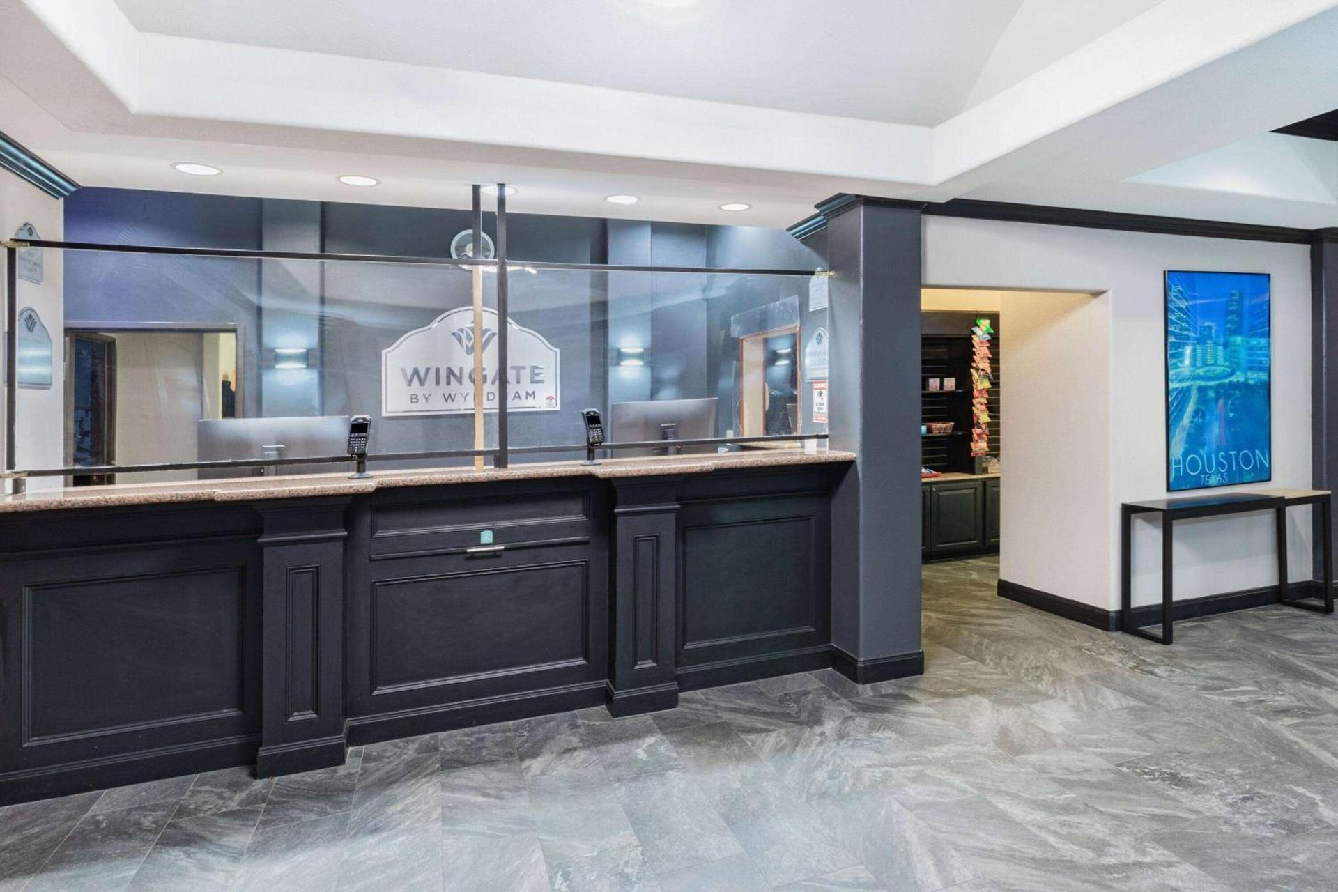 Wingate by Wyndham Houston Bush Intercontinental Airport photo 5