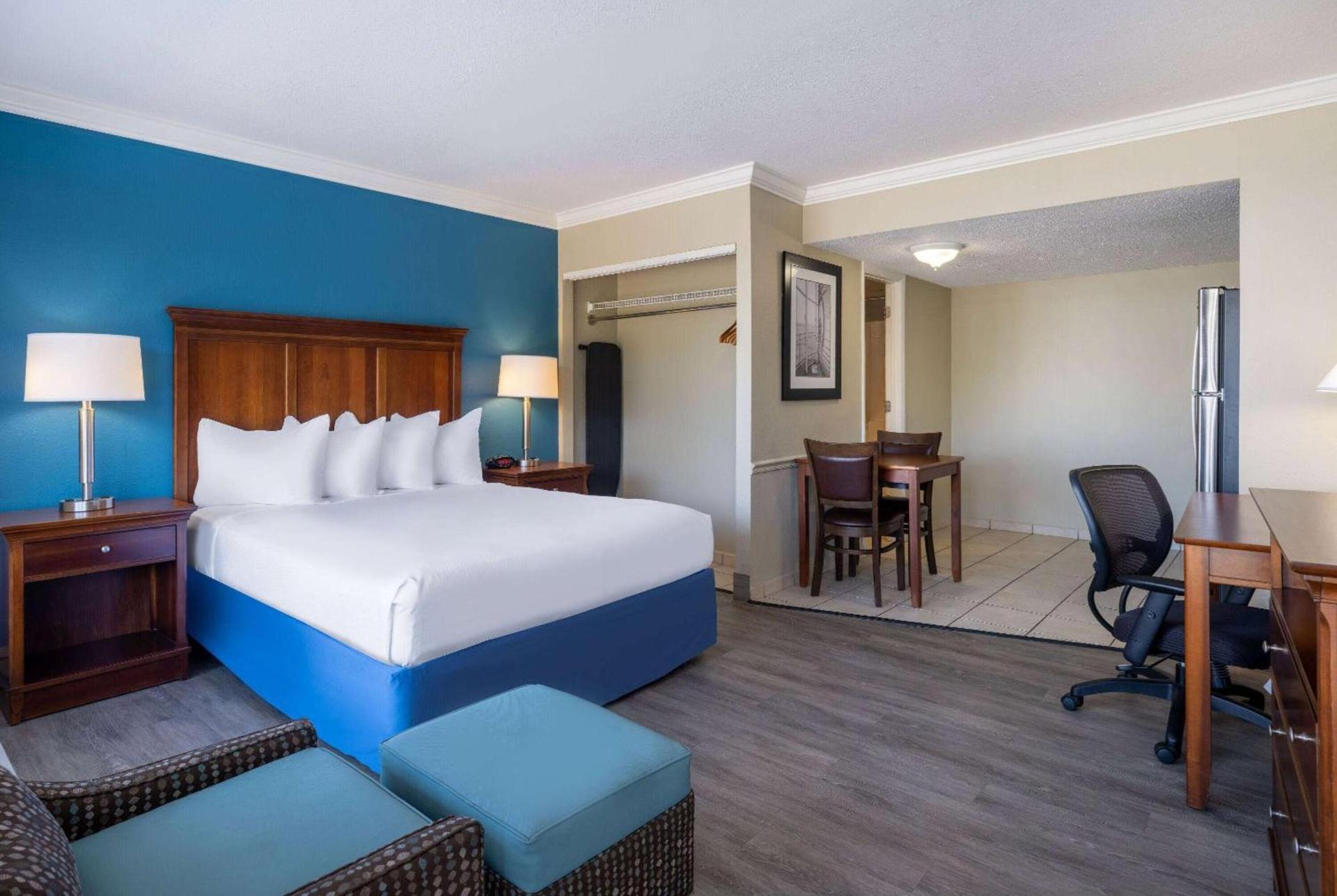 The Sandbar Hotel, Trademark Collection by Wyndham photo 17