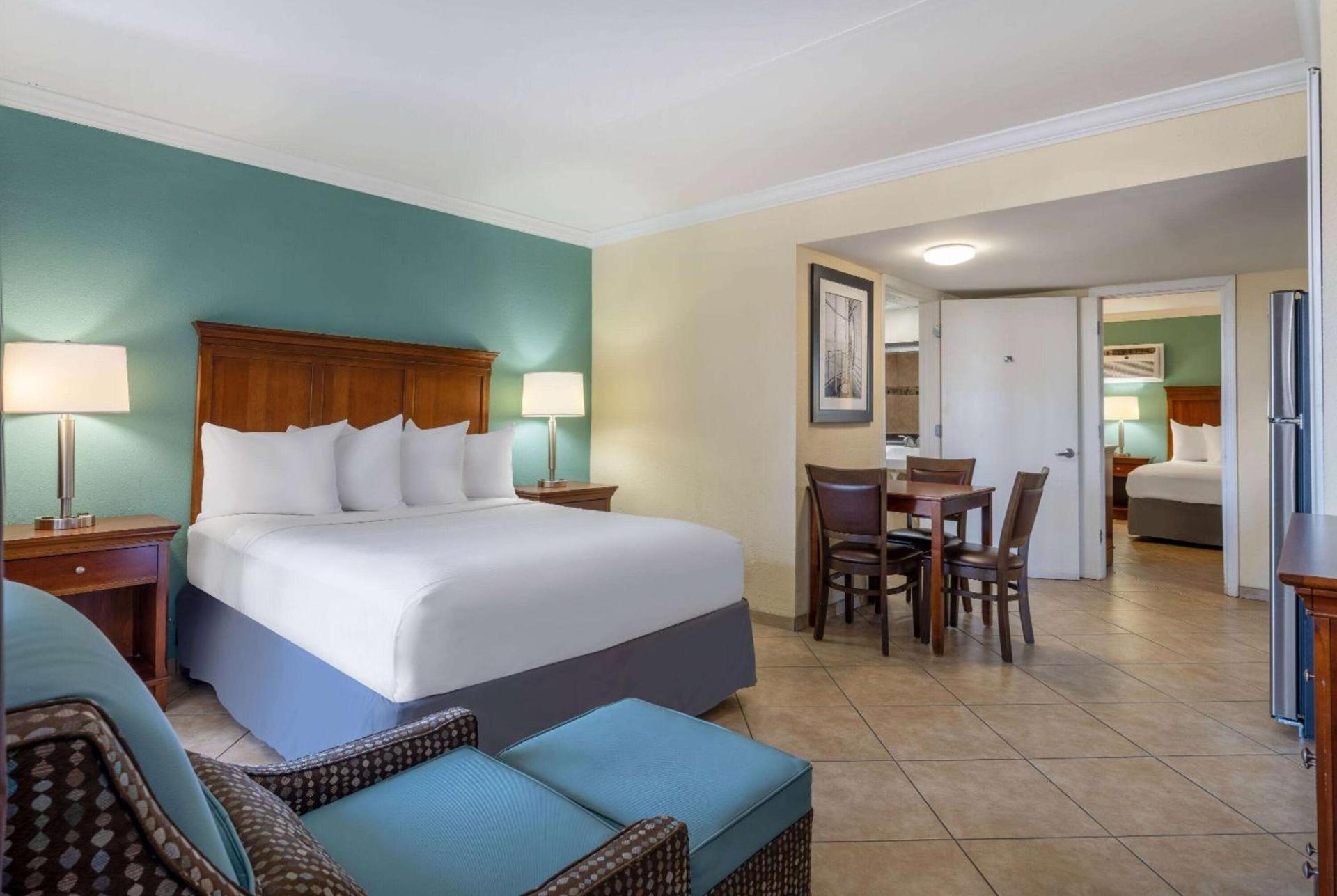 The Sandbar Hotel, Trademark Collection by Wyndham photo 20