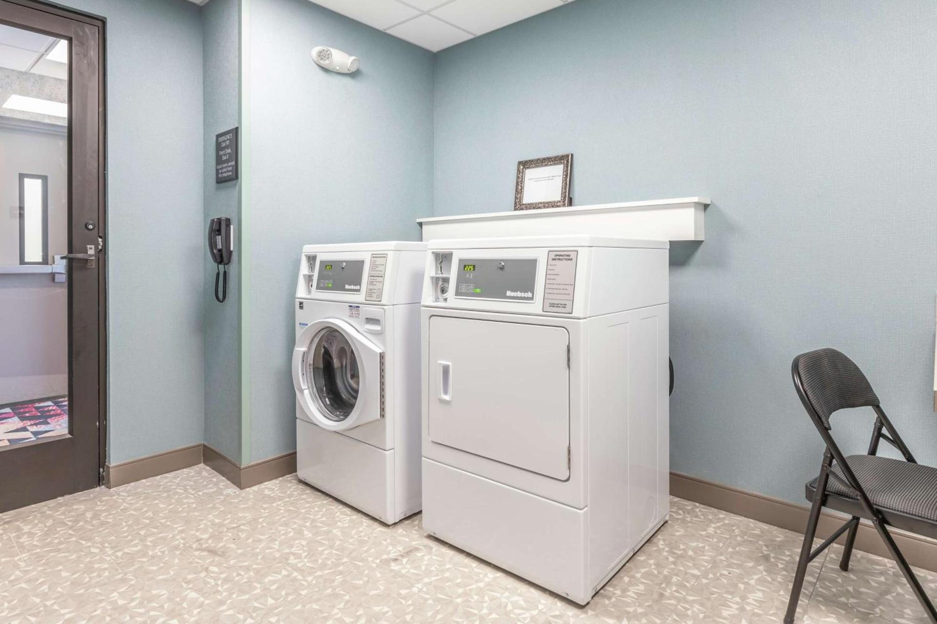 Hampton Inn Camden, SC photo 41