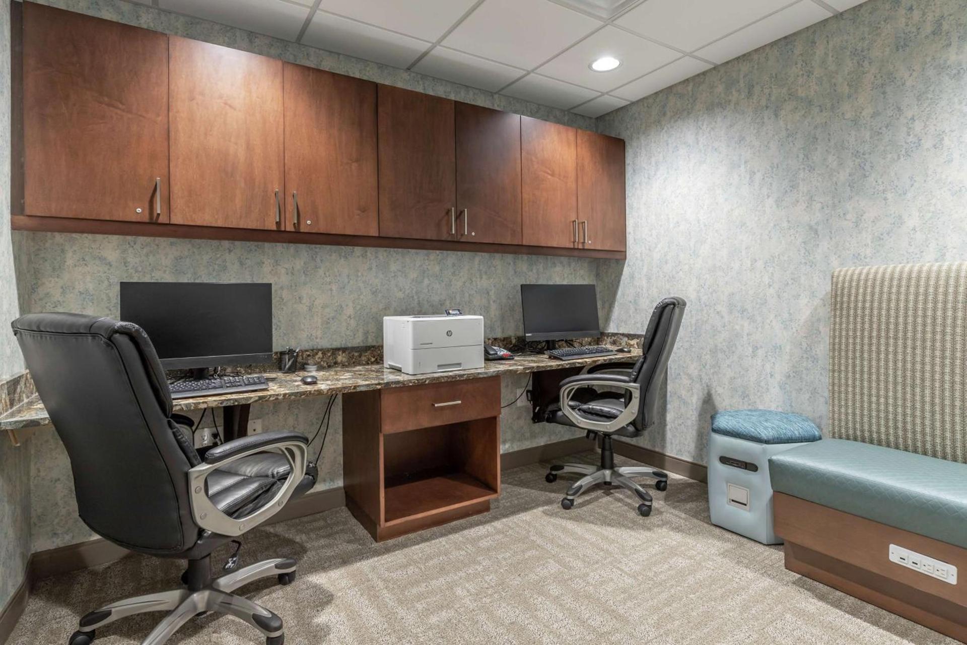 Hampton Inn Camden, SC photo 42