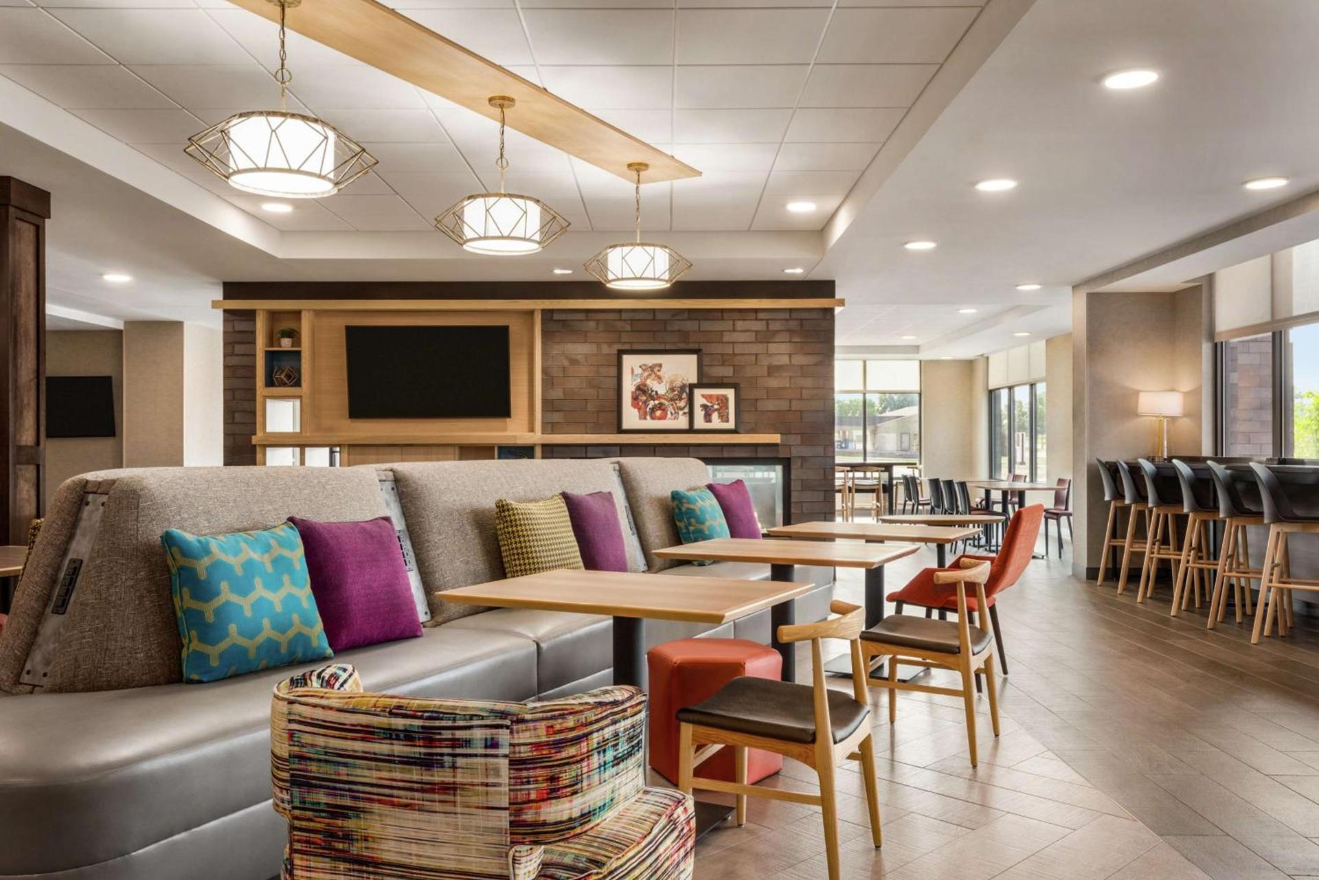 Home2 Suites By Hilton Madison Central Alliant Energy Center photo 6